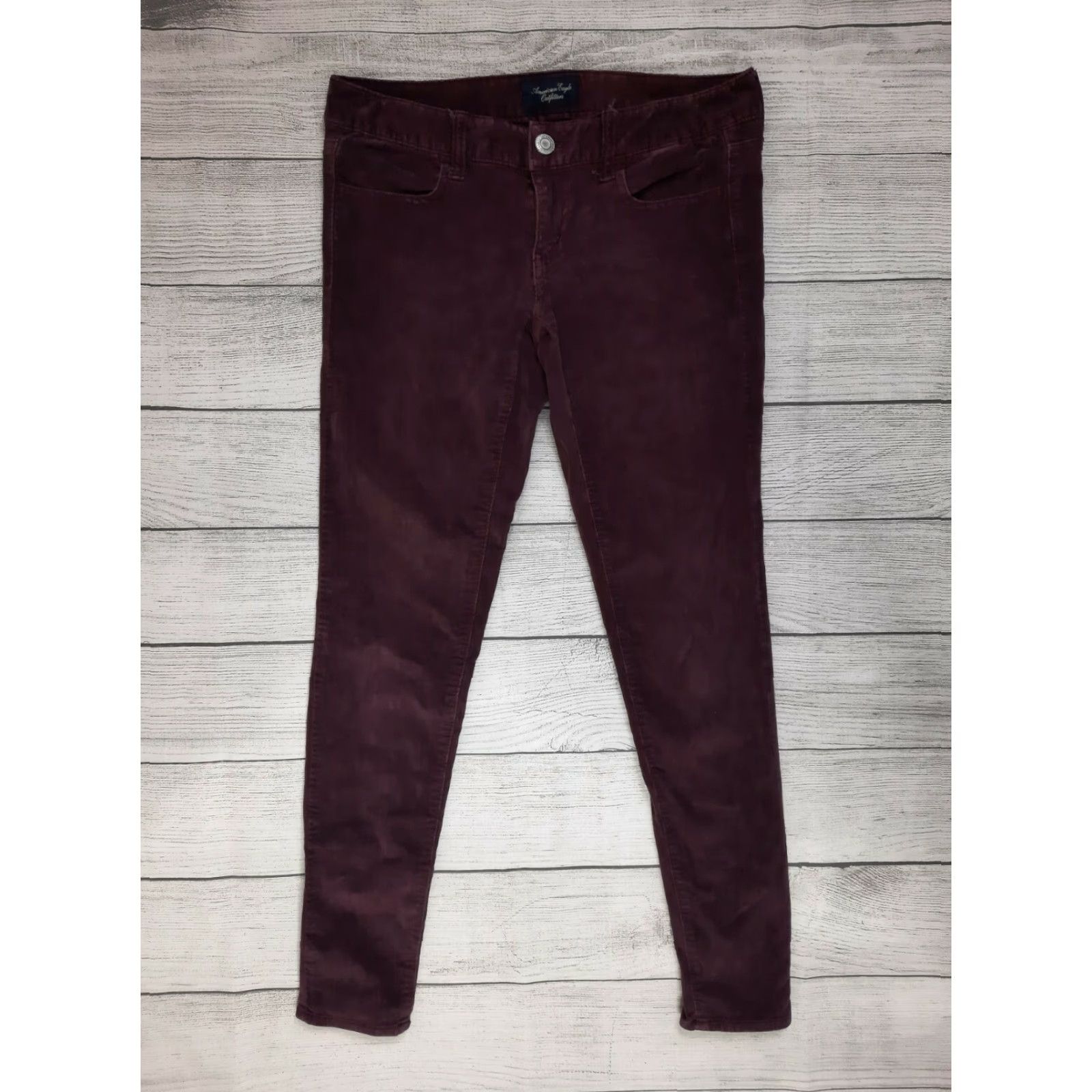 American Eagle Outfitters VINTAGE? No. (Note: The item is not vintage.) Size 27" / US 4 / IT 40 - 5 Thumbnail