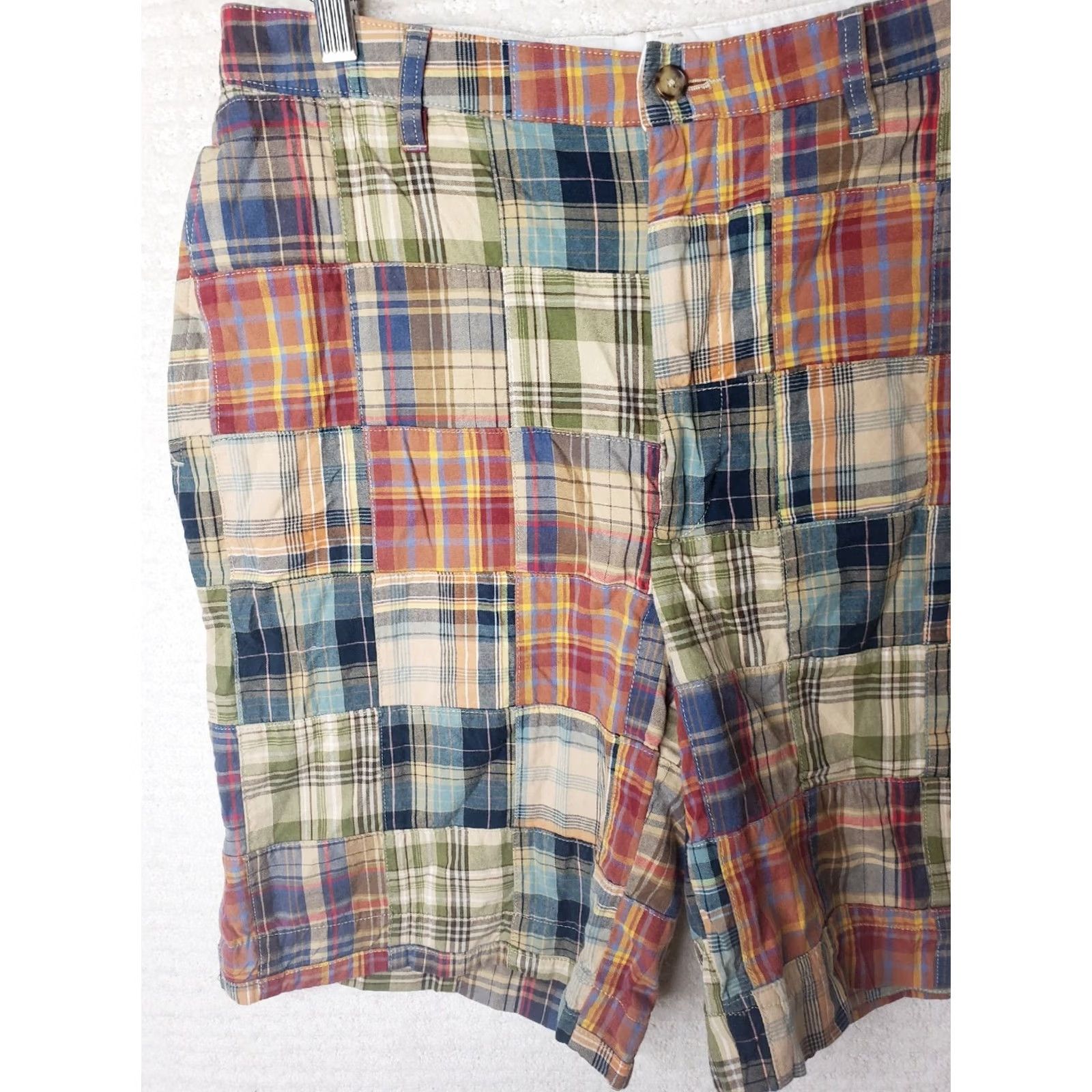 Jos. A. Bank JOS A BANK Men's Multicolor Madras Patchwork Plaid Cotton Shorts 32W X 9L Size US 32 / EU 48 - 2 Thumbnail