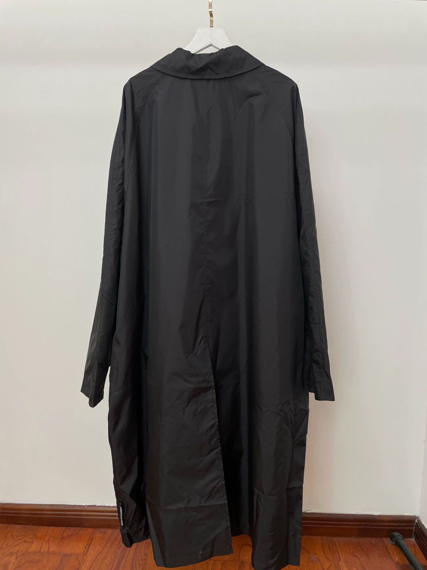 Balenciaga Balenciaga Trench Coat New with Tags Size 46 EU Size US S / EU 44-46 / 1 - 2 Thumbnail