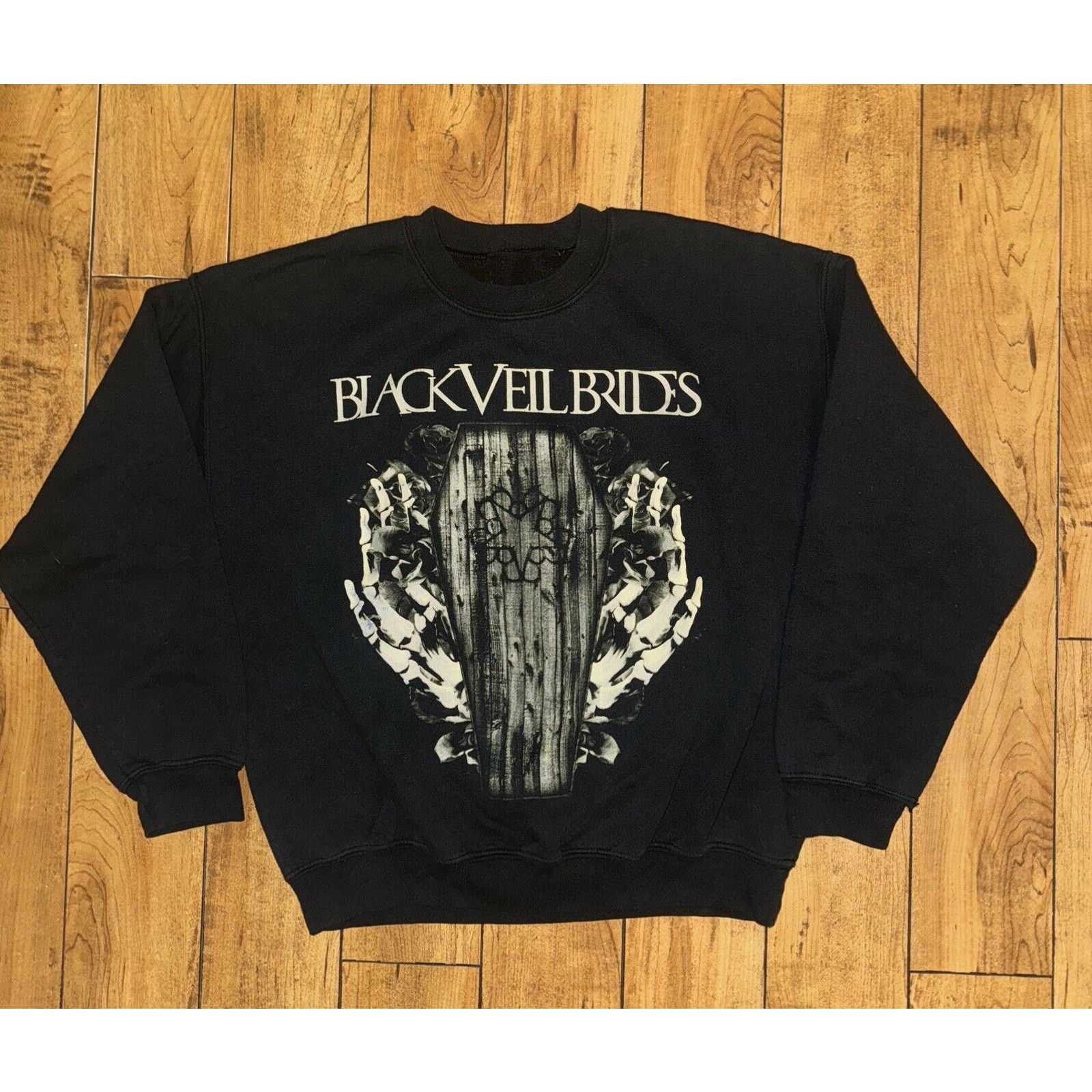 Band Tees × Vintage Black Veil Brides Crewneck Sweatshirt Black 22x25 Medium Size US M / EU 48-50 / 2 - 1 Thumbnail