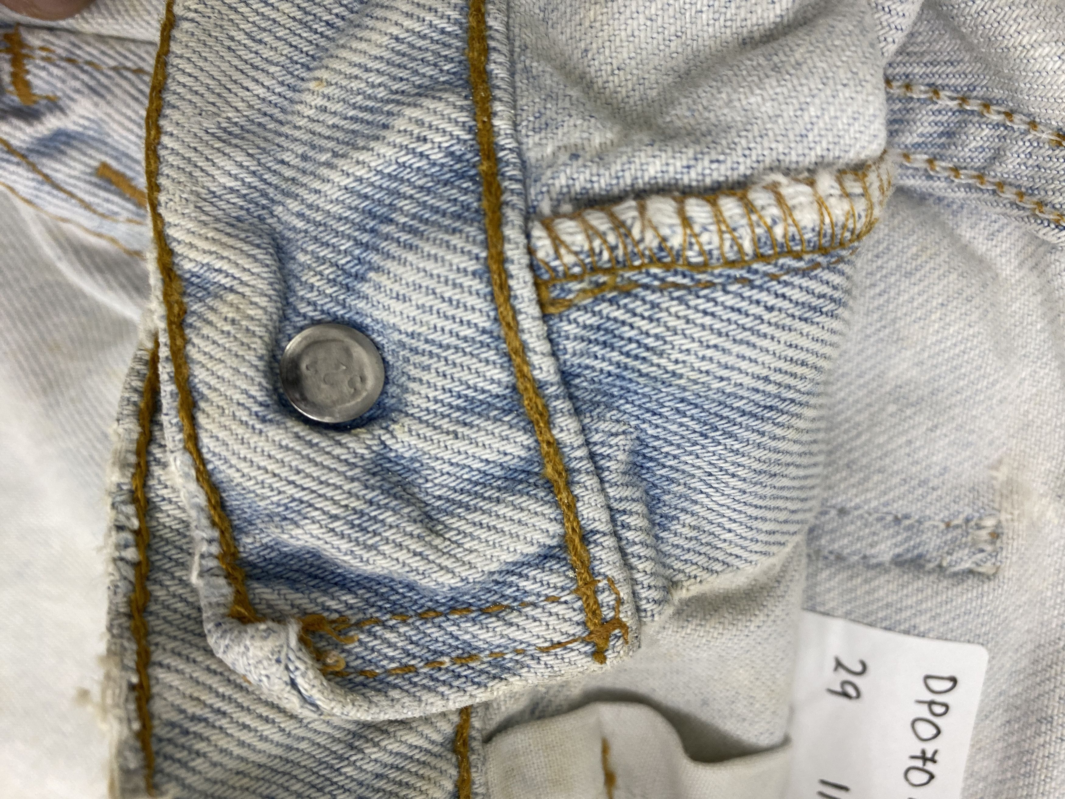 Levi's × Vintage Light Washed Vintage 90s Levis 560 Orange Tabs Jeans Size US 29 - 14 Thumbnail