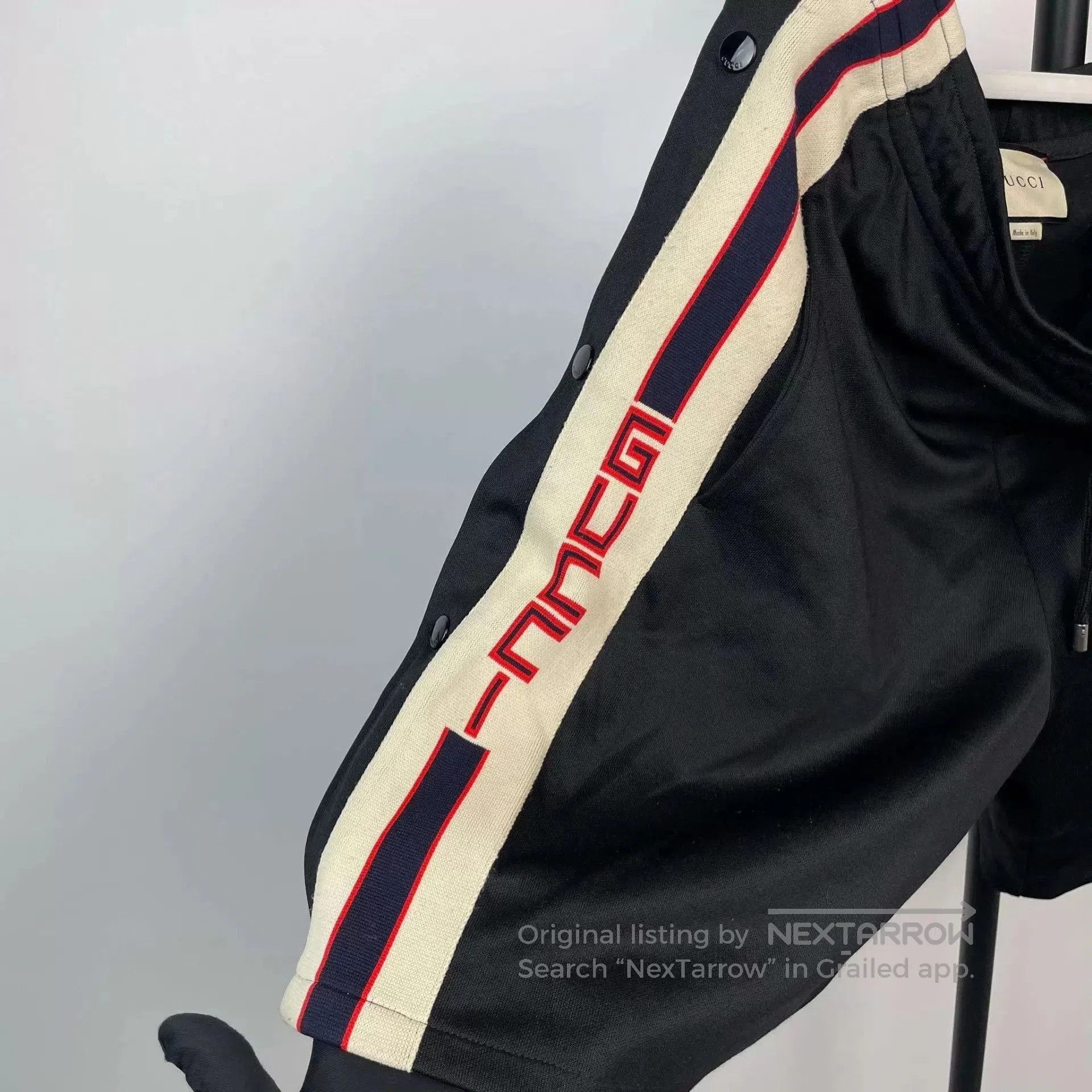 Gucci Black Striped Side Panel Drawstring Shorts. Size US 34 / EU 50 - 9 Thumbnail