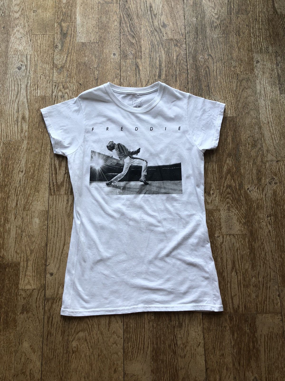 Band Tees QUEEN FREDDIE MERCURY VINTAGE ROCK BAND TOUR TEE SHIRT Size US XS / EU 42 / 0 - 1 Thumbnail