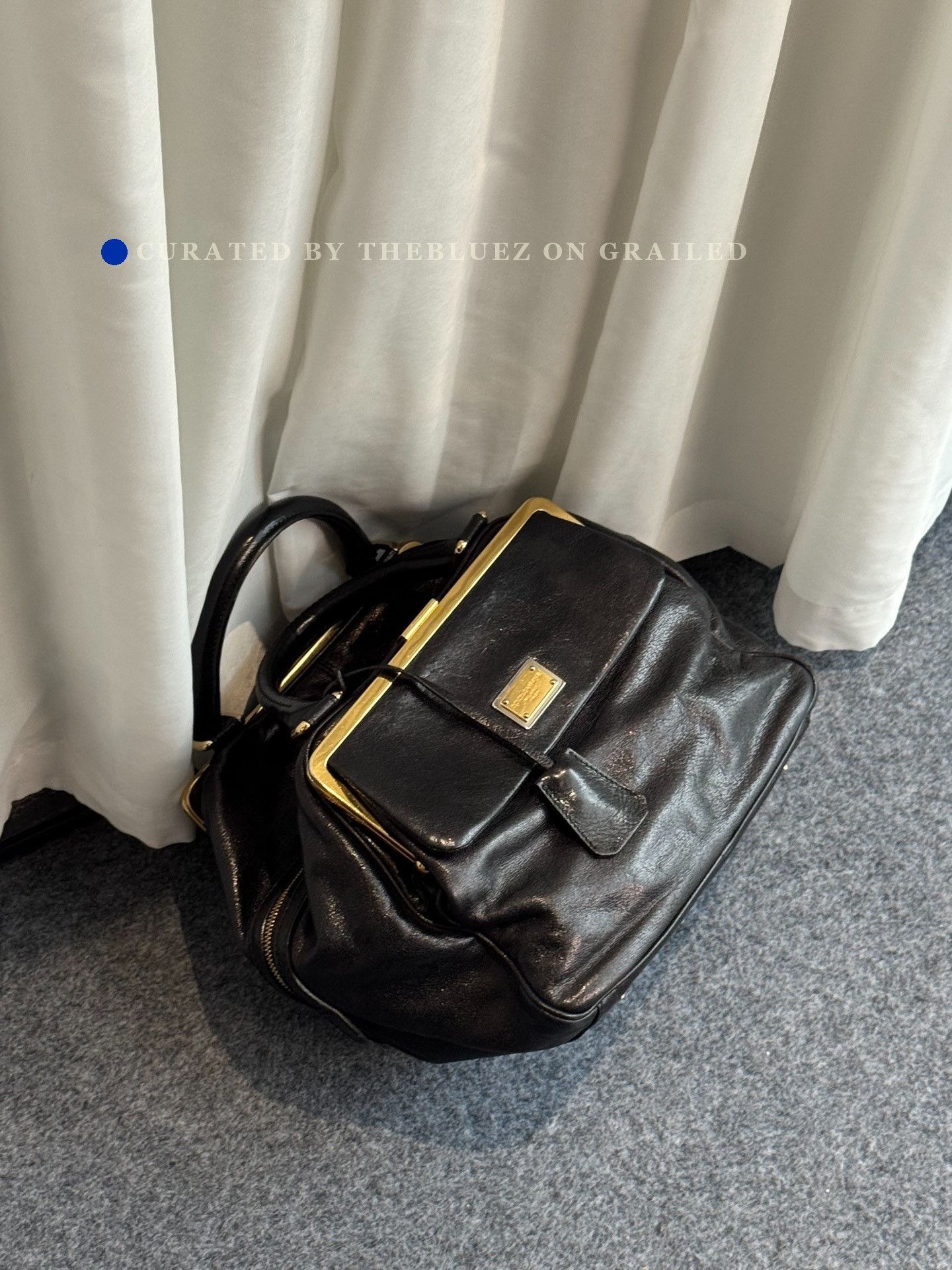 need a waterproofcover for my osprey luggage Airporter Protector Backpack, Black, Small : Sports & Outdoors Its rare for dry Color & Logo:Graphite & Black - White BMW Logo - EMB canvas tote bag for women BANGE Slash Laptop Backpack