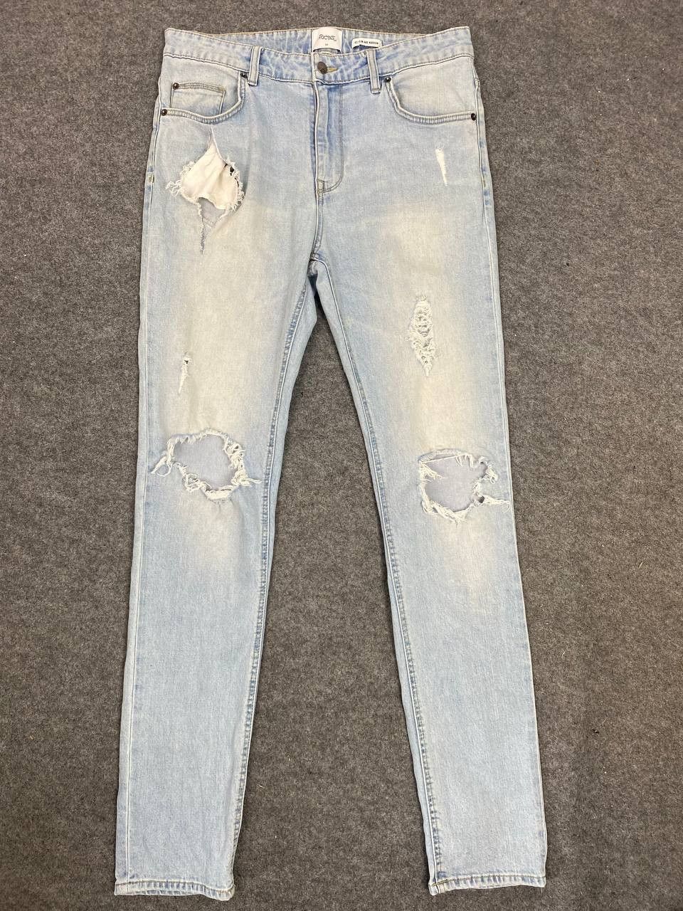 Lee rider by lee lightwash distressed denim Size US 35 - 6 Thumbnail