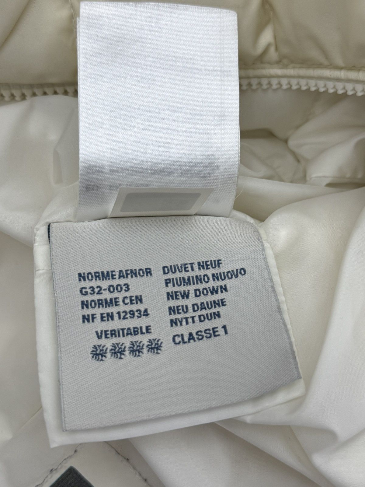 Moncler whitish beige moncler coat Size US S / EU 44-46 / 1 - 14 Thumbnail