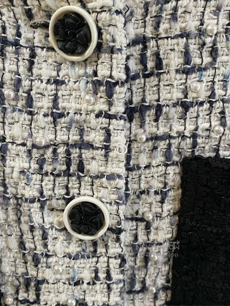 Chanel Chanel 22 years black and white four-pocket tweed jacket Size XXS / US 00 / IT 34 - 2 Thumbnail