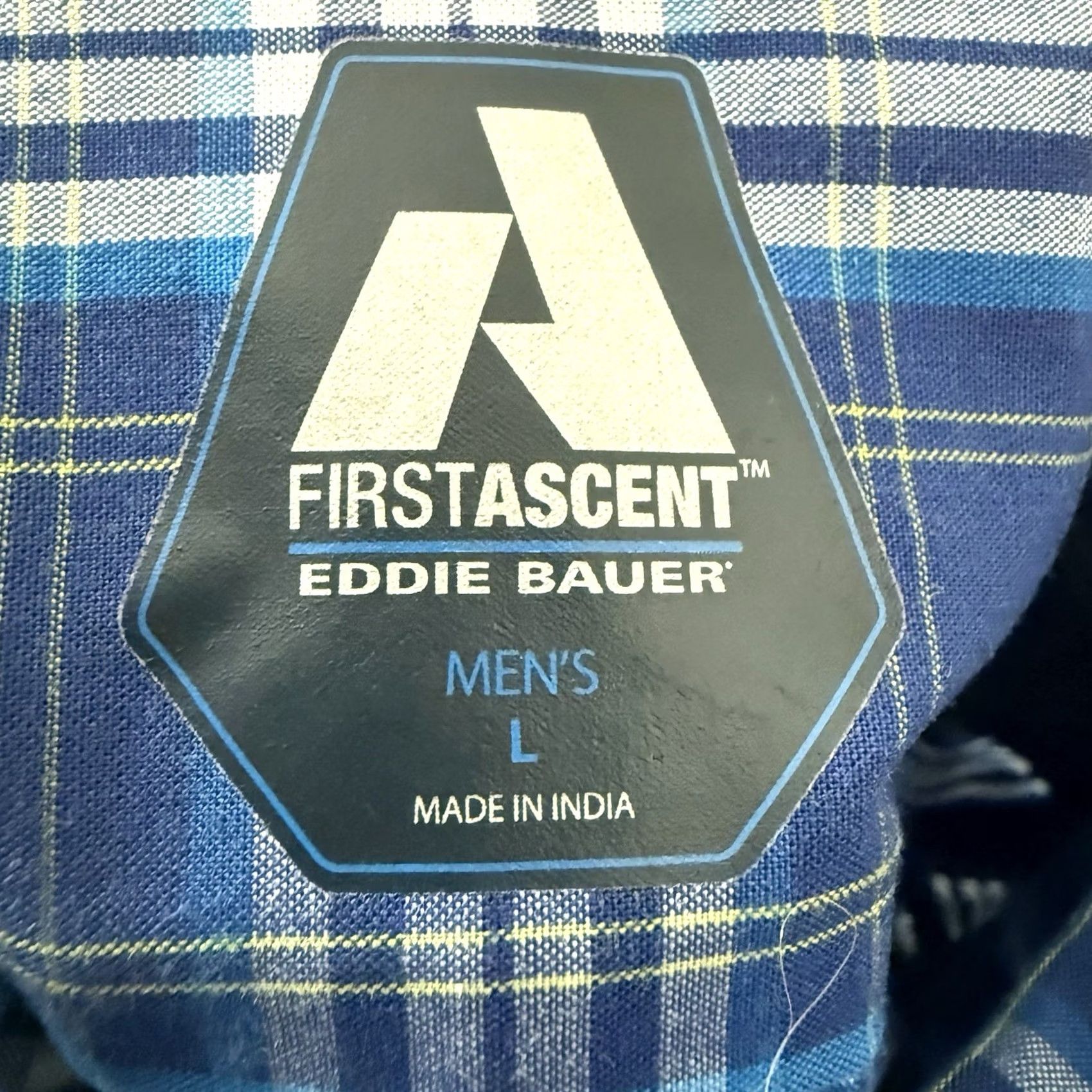 Eddie Bauer Eddie Bauer First Ascent Shirt Mens Large Blue Plaid Zip Pocket Snap Front Button Up, Hemmed for Travel & Outdoor Activewear, Wool/Poly Blend? Size US L / EU 52-54 / 3 - 2 Thumbnail