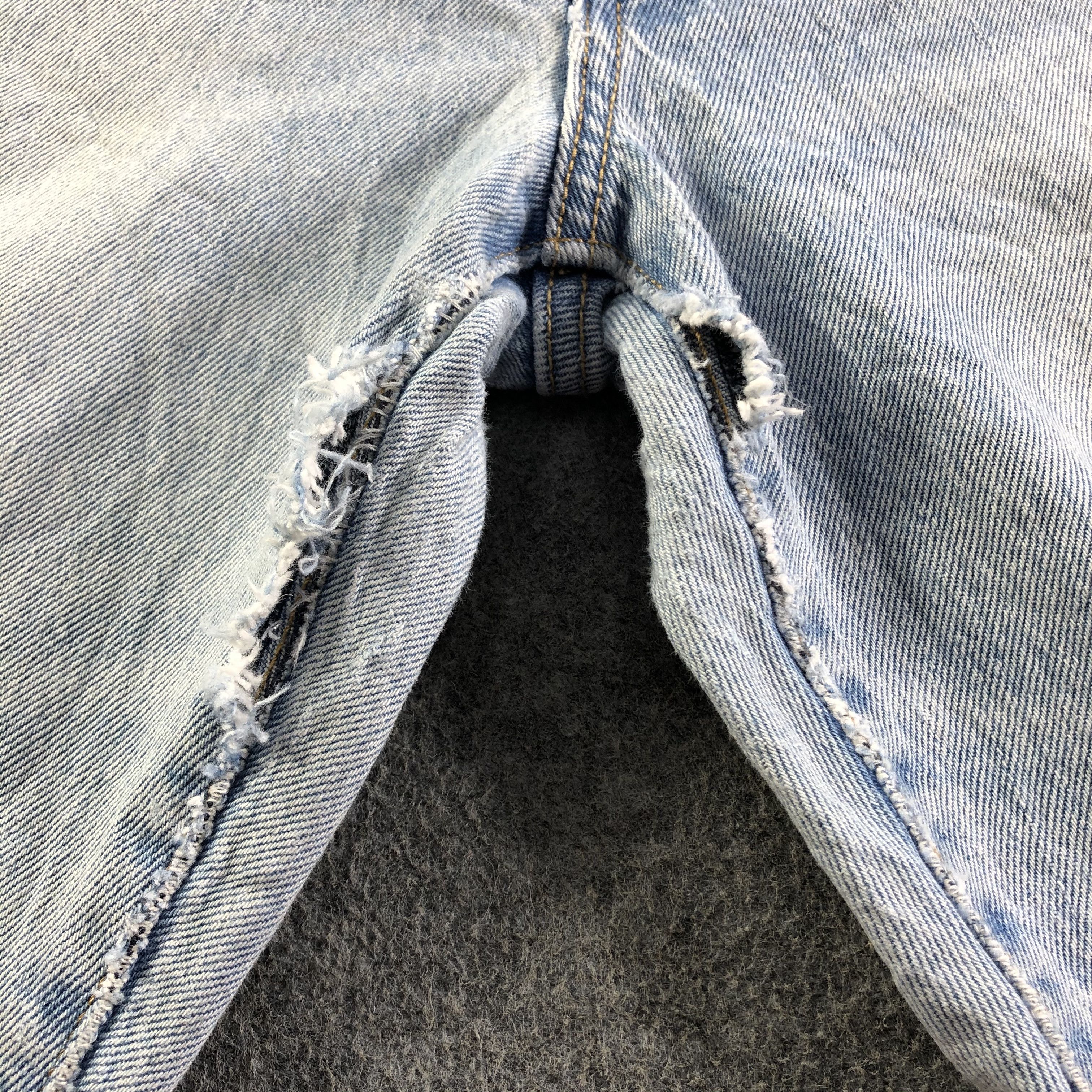 Levi's Vintage Light Wash Levis 501 Jeans-J3711 Size US 28 / EU 44 - 8 Thumbnail