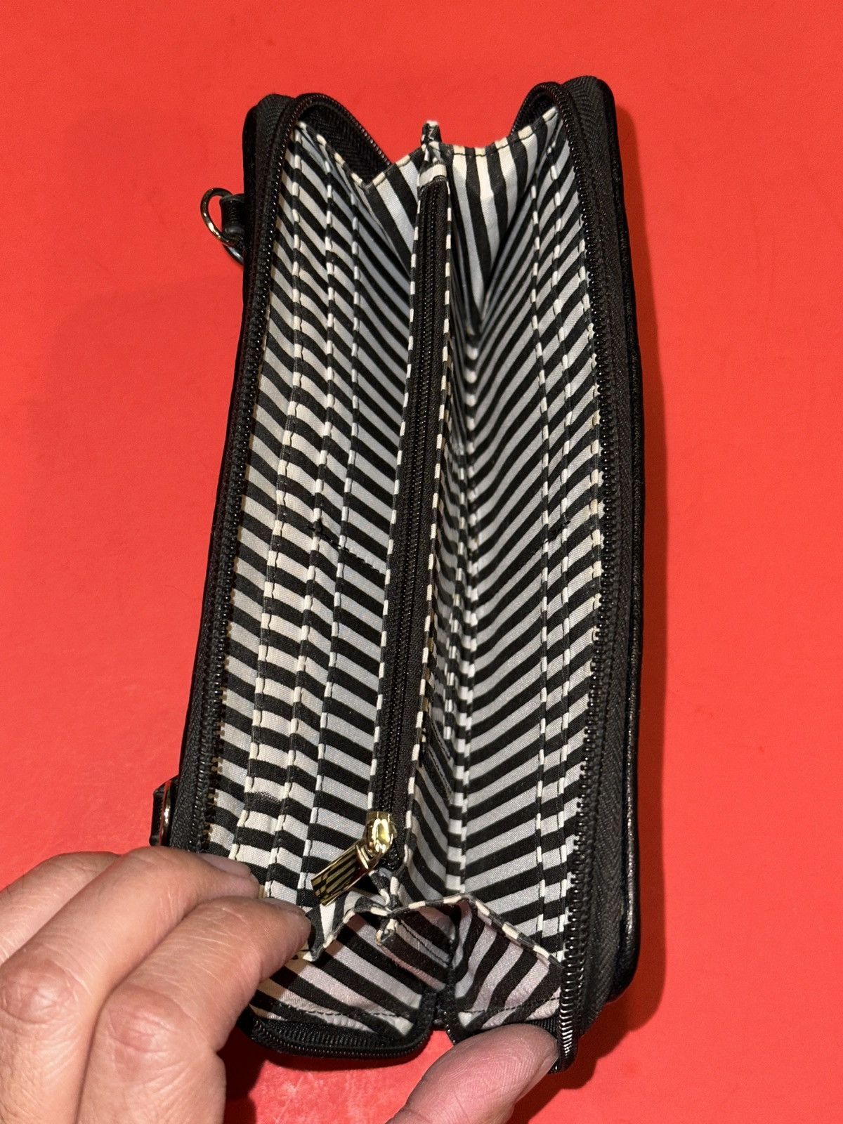 Betsey Johnson Luv Betsey By Betsey Johnson Embroidered Hearts Long Wallet Size ONE SIZE - 6 Thumbnail