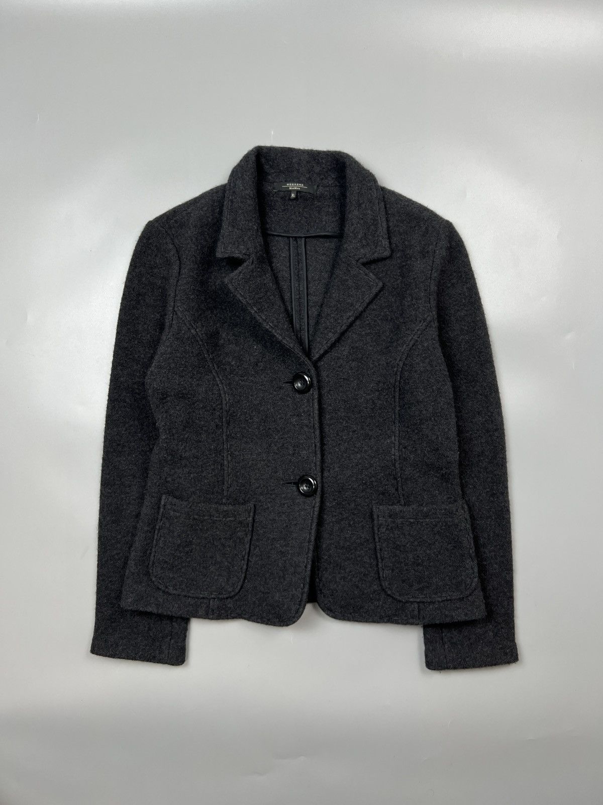 Weekend Max Mara Weekend Max Mara Short Cut Wool Blazer (Y0428) Size XL / US 12-14 / IT 48-50 - 1 Thumbnail