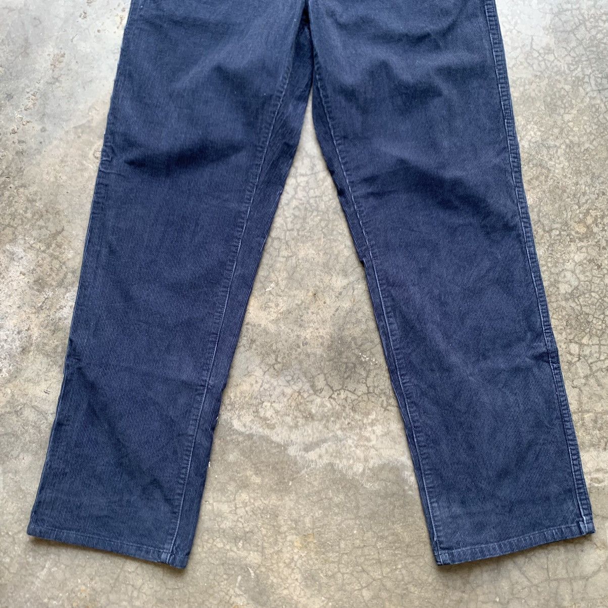 L.L. Bean LL Bean Corduroy Pants Size 32x31 Size US 32 / EU 48 - 5 Thumbnail