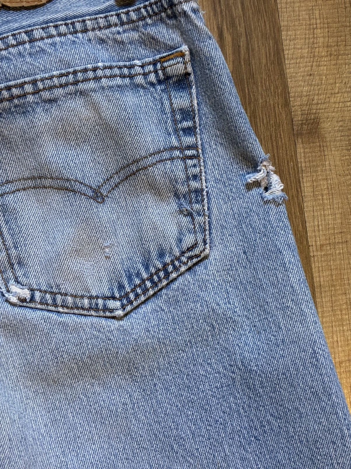 Levi's Vintage Clothing Vintage distressed Levi’s Size US 32 / EU 48 - 9 Thumbnail