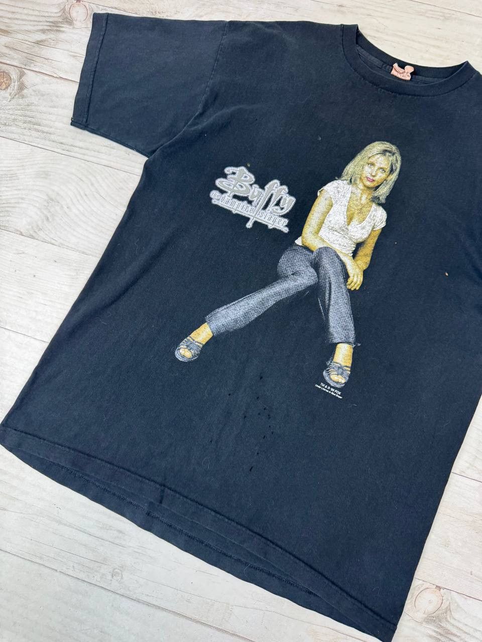 Vintage Vintage Buffy The Vampire Slayer 1999 T Shirt Movie Size US XL / EU 56 / 4 - 2 Thumbnail