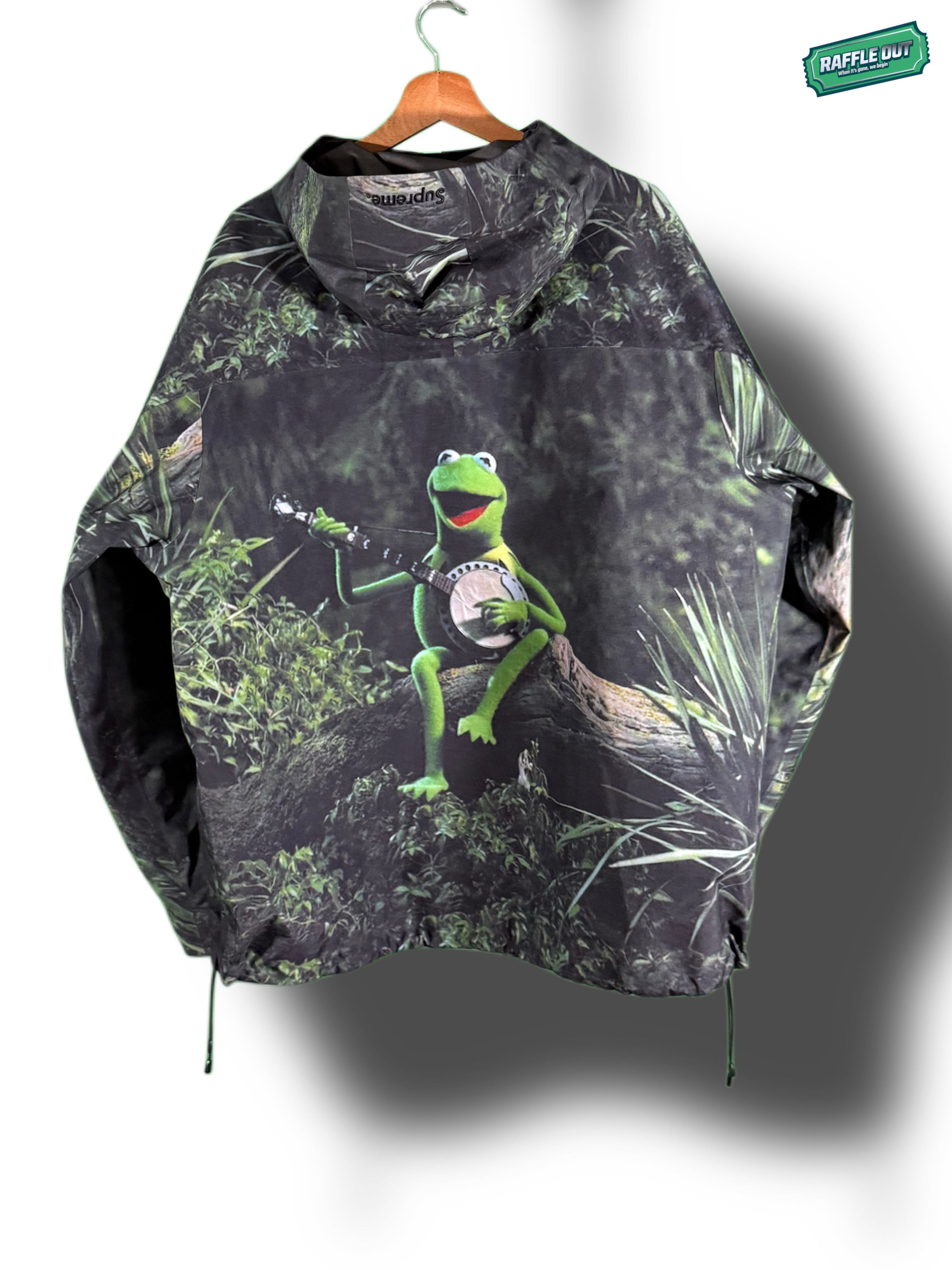 Supreme Supreme GORETEX Kermit the Frog Shell Jacket | Grailed