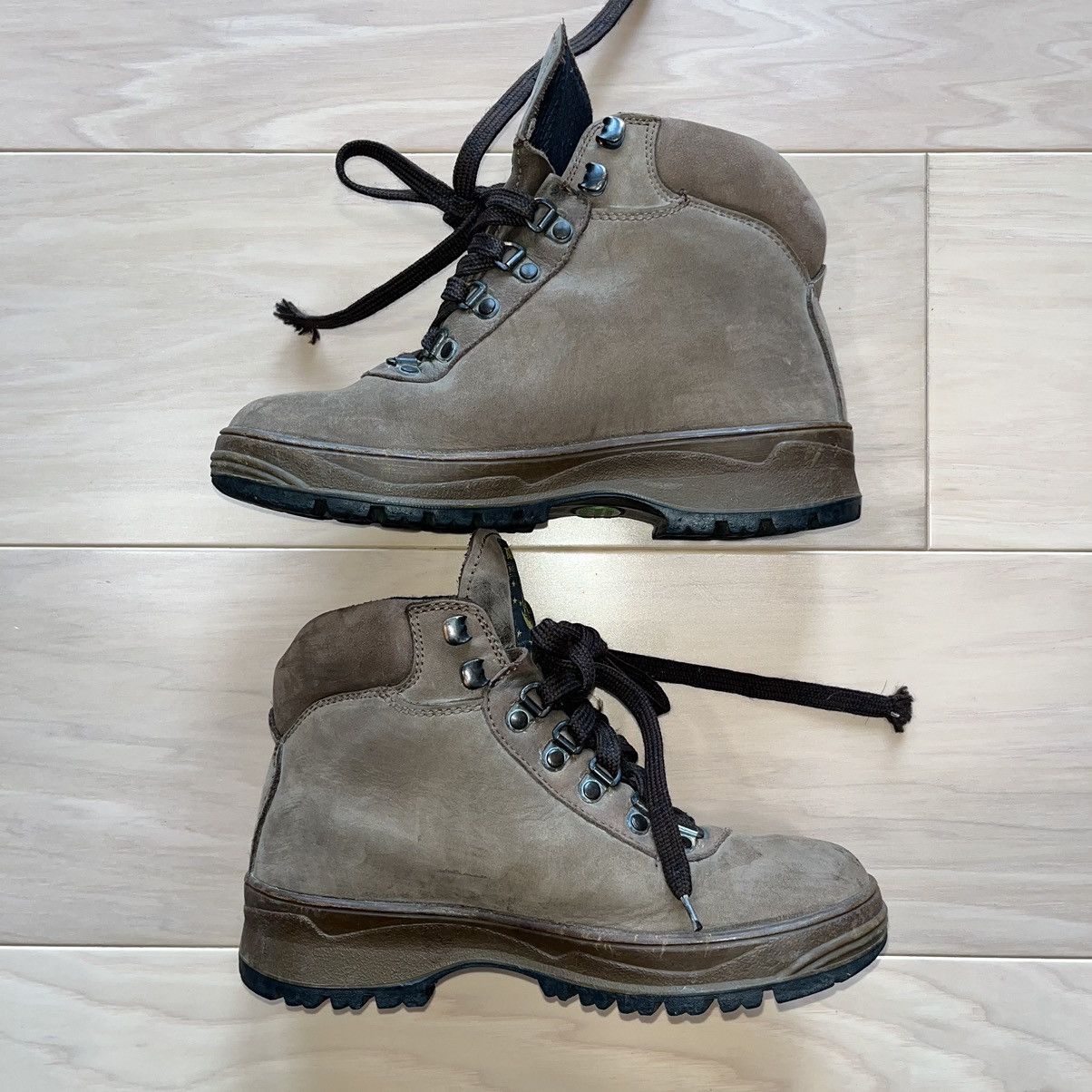 La Sportiva Vintage La Sportiva Skywalk Womens Brown Leather Women 7.5 Size US 7.5 / IT 37.5 - 3 Thumbnail