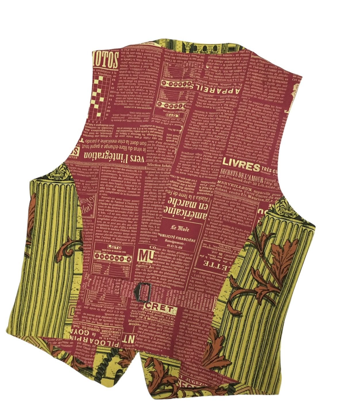 Japanese Brand VINTAGE 90s FICCE BY YOSHIYUKI KONISHI NEWS GRAPHIC VEST Size US M / EU 48-50 / 2 - 9 Thumbnail