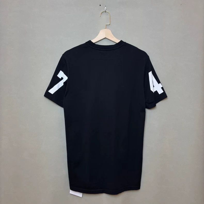 Givenchy Givenchy Double-sleeve shark T-shirt, black, size S Size US S / EU 44-46 / 1 - 2 Thumbnail