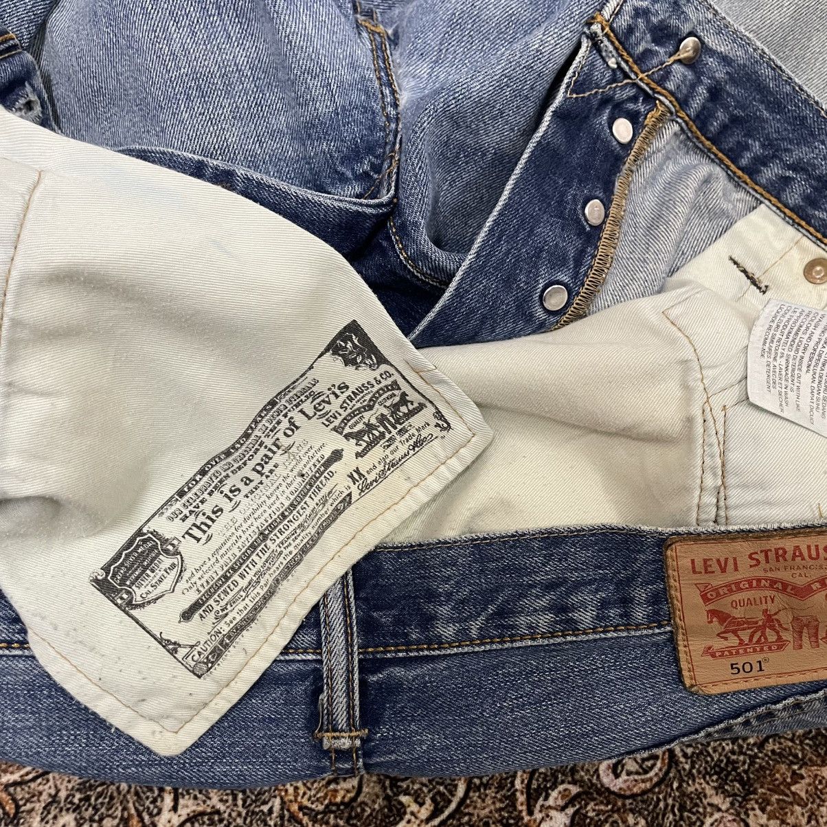 Levi's Vintage Clothing 🔥Vintage Levis 501 Stoned Washed Ripped Distress Dirty Denim Size US 34 / EU 50 - 16 Thumbnail