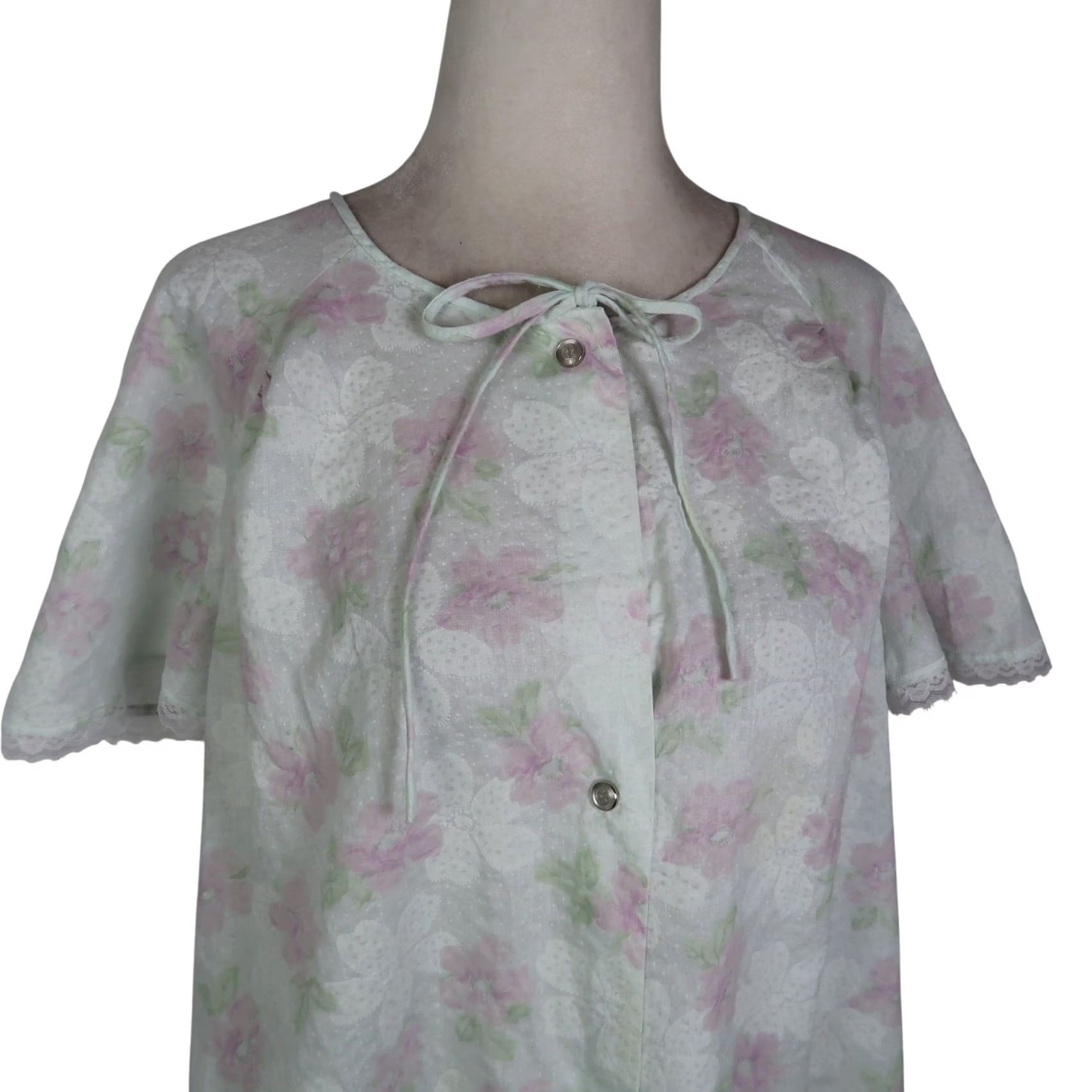 Vintage VINTAGE Lorraine White Floral Print House Dress Nightgown S Dress Women 80s Short Sleeve Cotton Polyester Floral 80s Womens Size S / US 4 / IT 40 - 2 Thumbnail