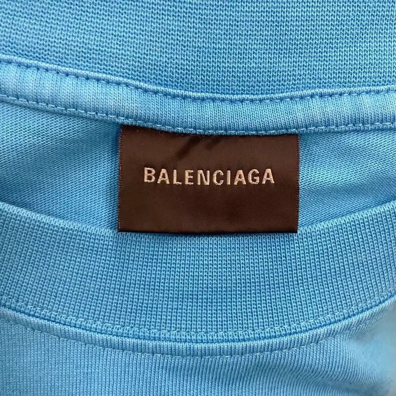 Balenciaga Balenciaga Round Neck Short T-Shirt Size US L / EU 52-54 / 3 - 5 Thumbnail