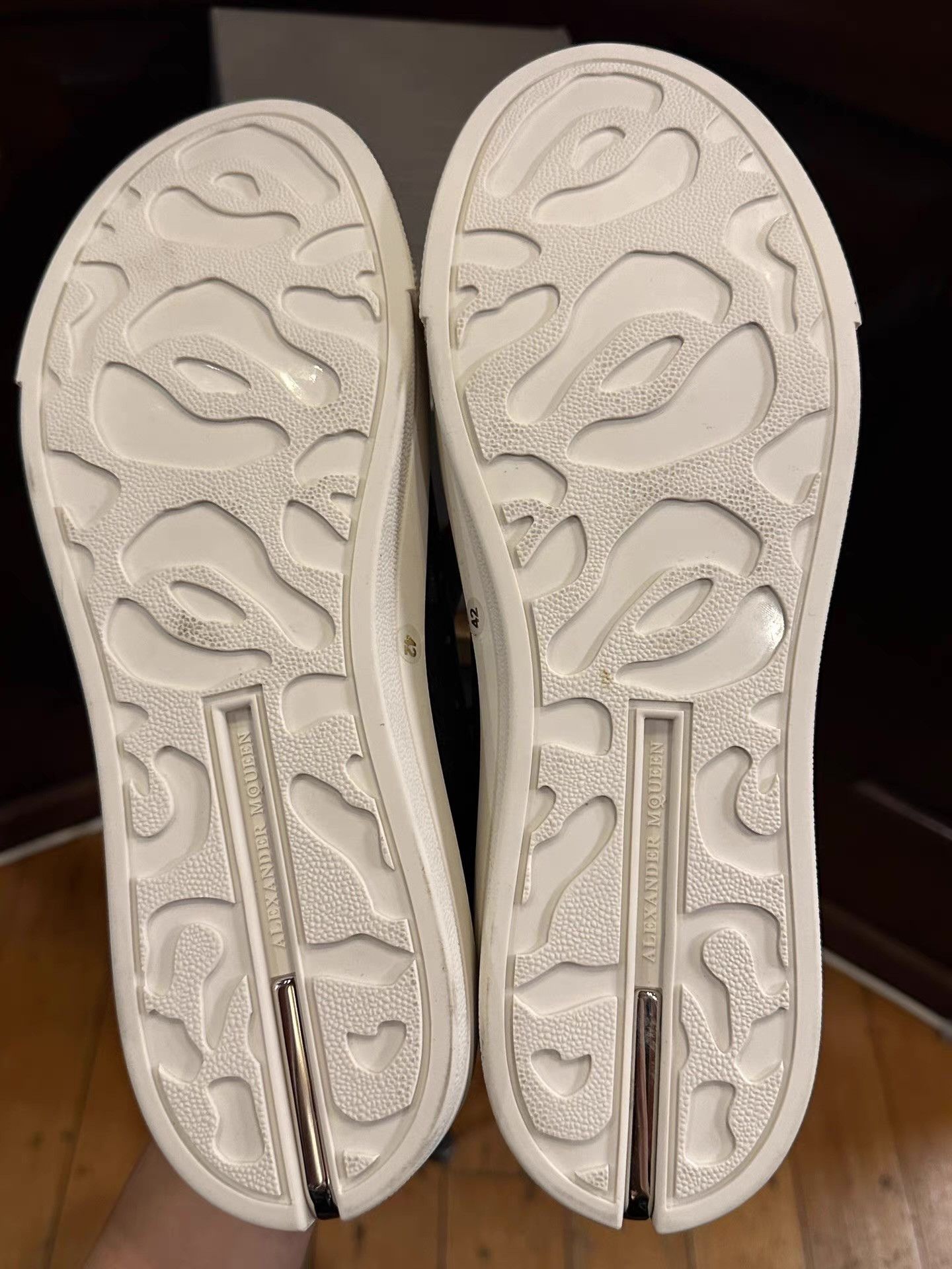Alexander McQueen Alexander McQueen Pearl‑Black Sneakers with Hidden Ｑ25 Size US 8.5 / EU 41-42 - 2 Thumbnail