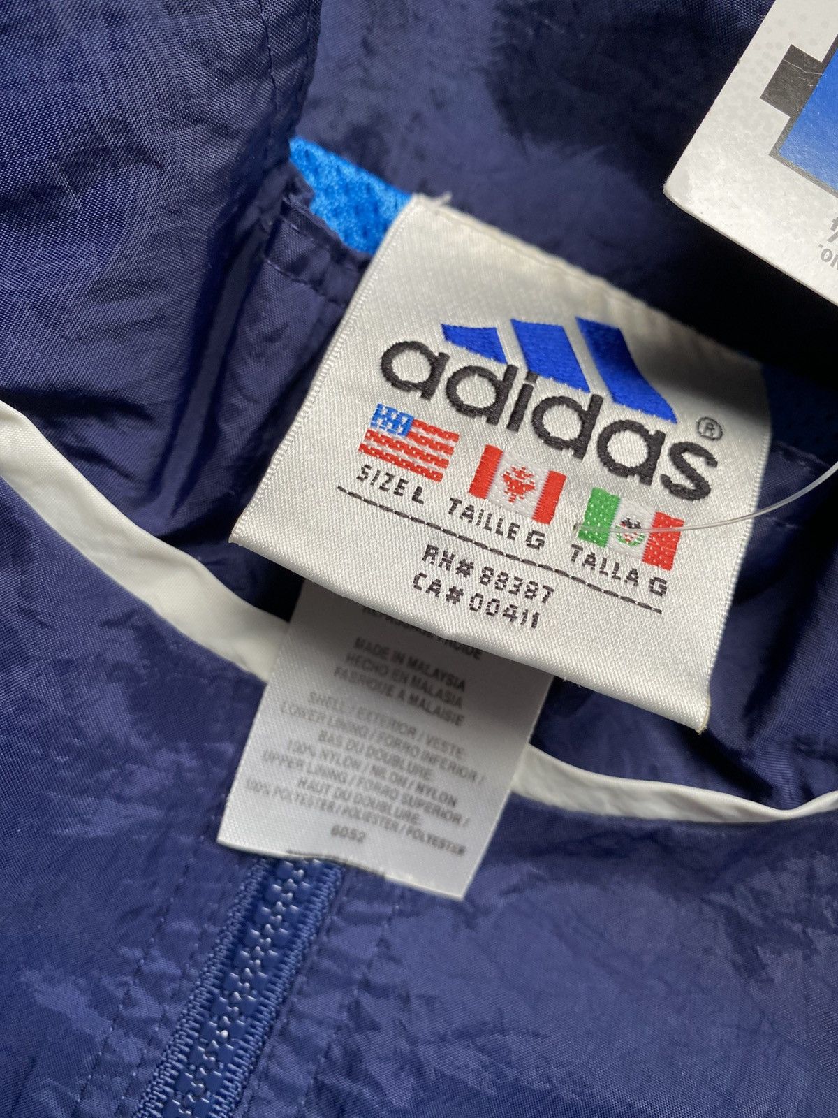 Vintage Vintage Adidas Windbreaker Size US L / EU 52-54 / 3 - 3 Thumbnail