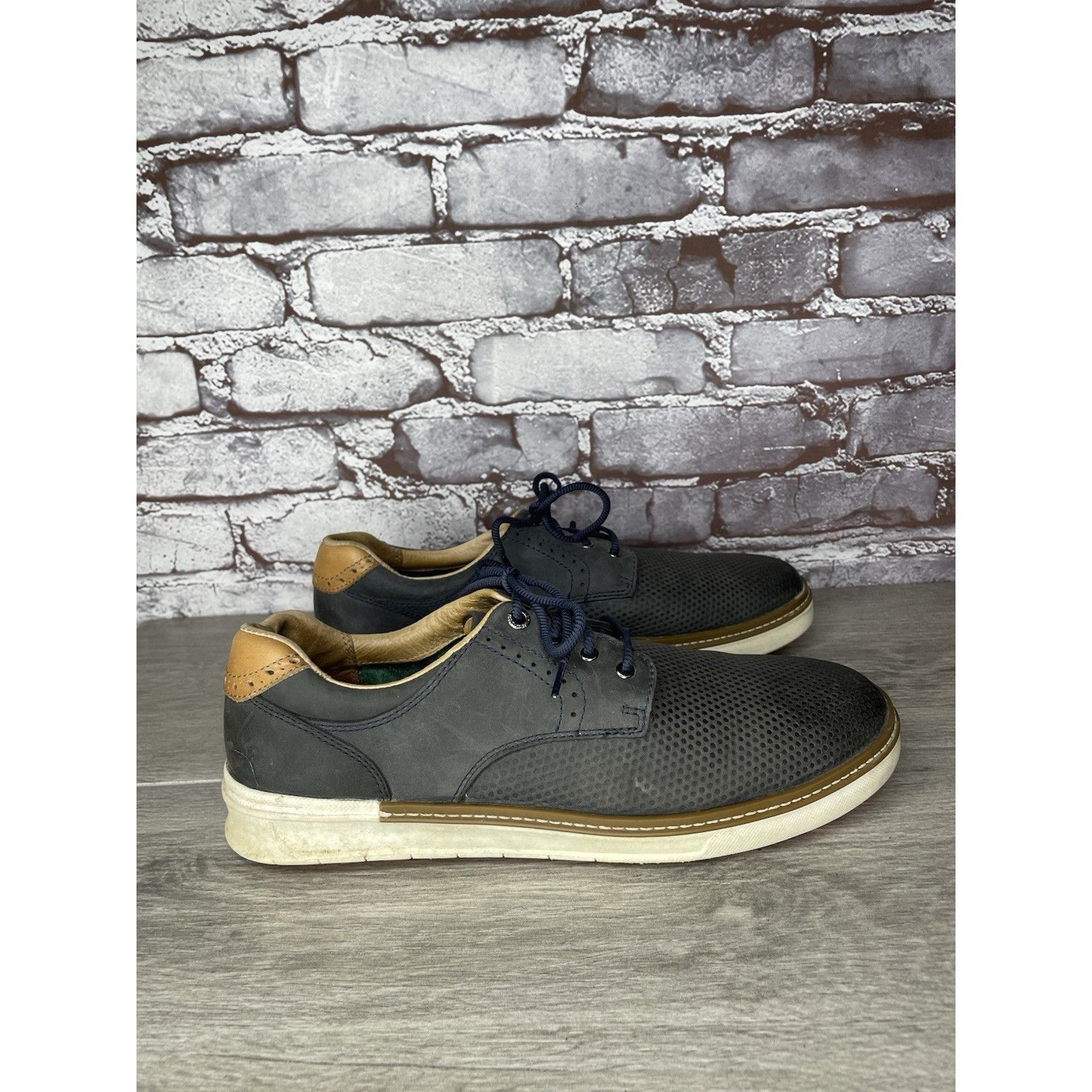 Johnston & Murphy JOHNSTON & Murphy 258459 MCGUFFEY NAVY LEATHER Lace GOLF SHO Size US 9 / EU 42 - 3 Thumbnail