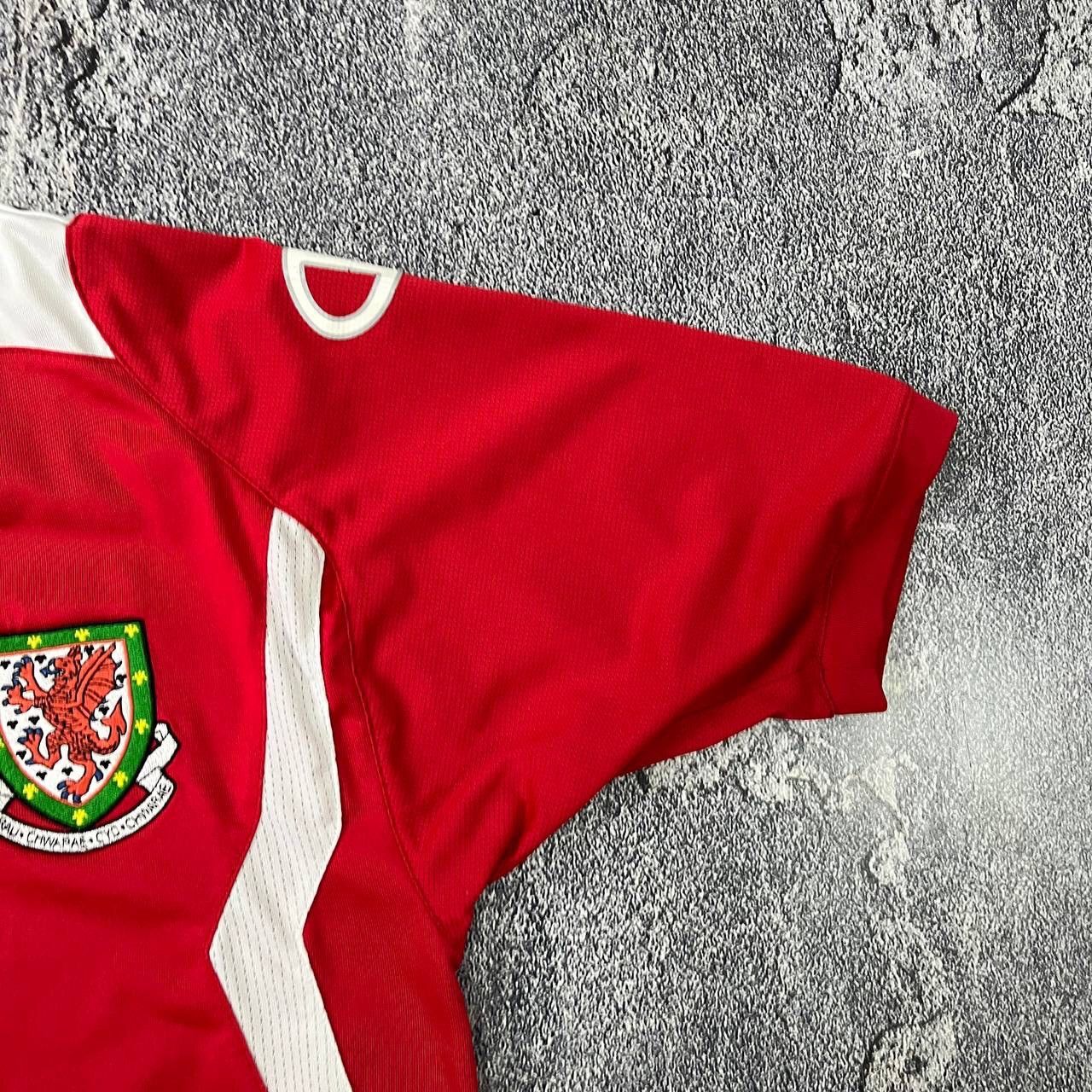 Champion Vintage Wales Team 2008/2010 Football Soccer Shirt Jersey Size US S / EU 44-46 / 1 - 6 Thumbnail