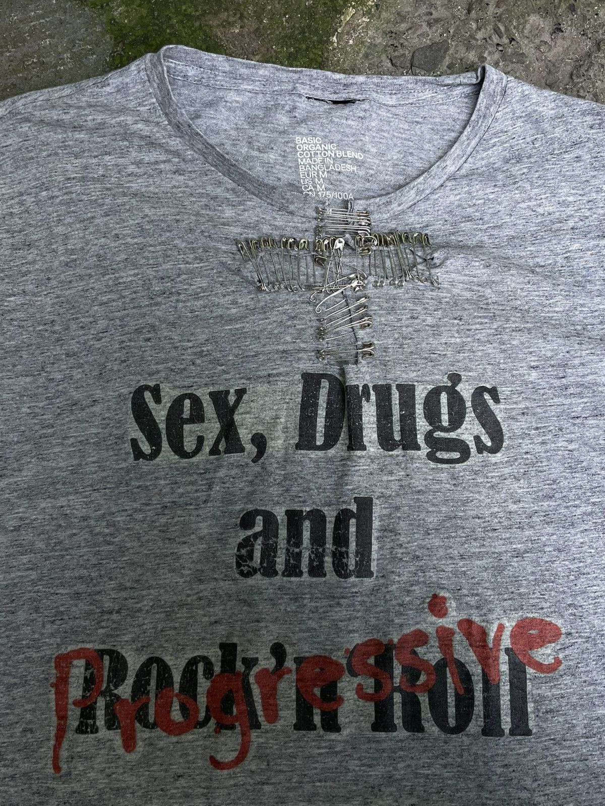 Japanese Brand Sex , Drugs and Rock’n Roll Progressive Opium Tee Grey RARE Size US S / EU 44-46 / 1 - 2 Thumbnail