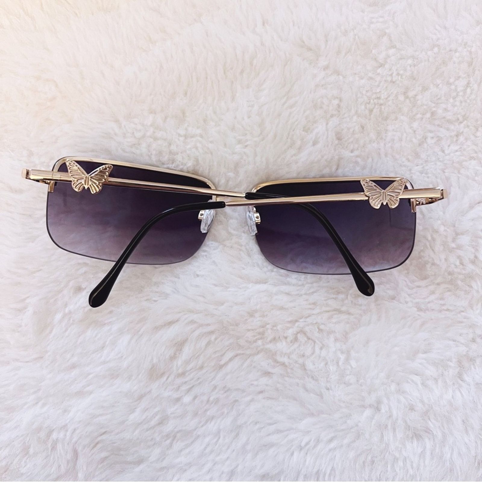 Other Delia Black Rimless Butterfly Accent Sunglasses Size ONE SIZE - 11 Thumbnail