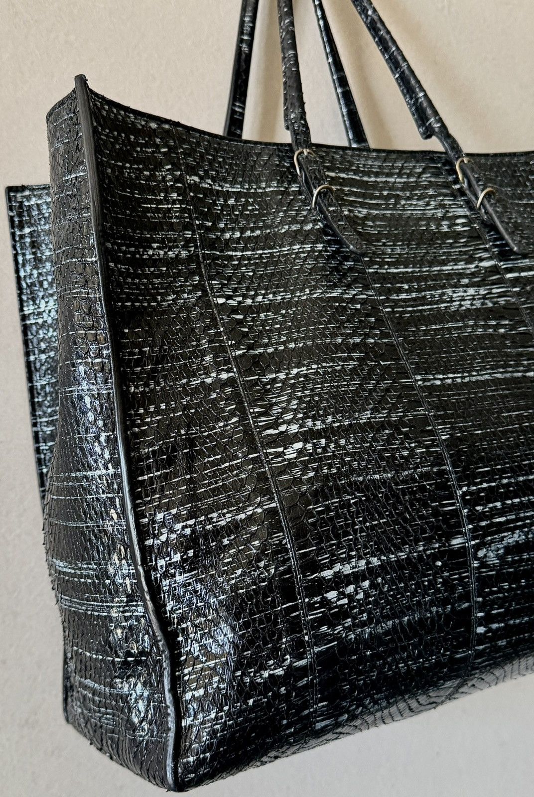 Balenciaga Balenciaga - 2000's - Python A4 - Papier Tote Bag Size ONE SIZE - 7 Thumbnail