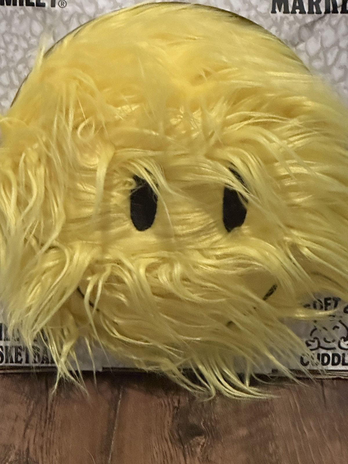 Market Chinatown Market Smiley Pillow Basketball Long Hair Complex Size ONE SIZE - 4 Thumbnail