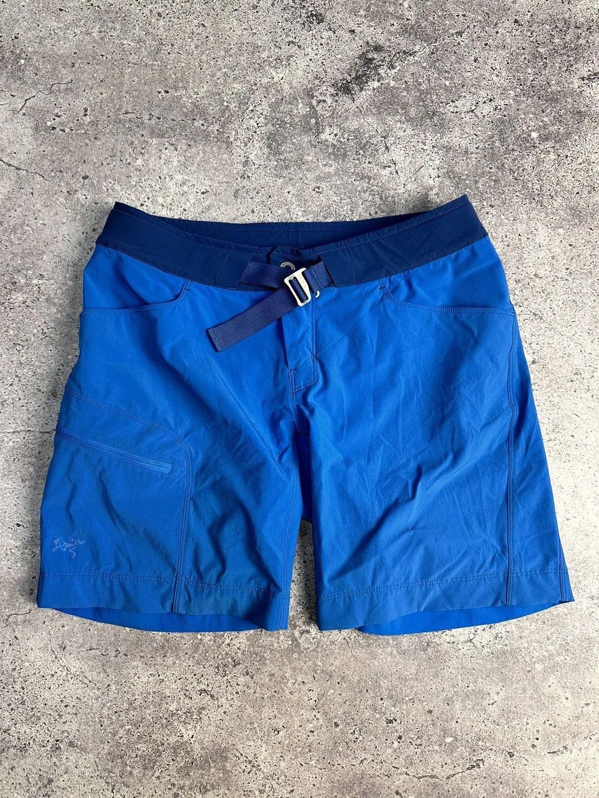 Arc'teryx × Vintage Vintage Arcteryx shorts faded cargo gore cope climbing Y2K Size 30" / US 8 / IT 44 - 1 Thumbnail