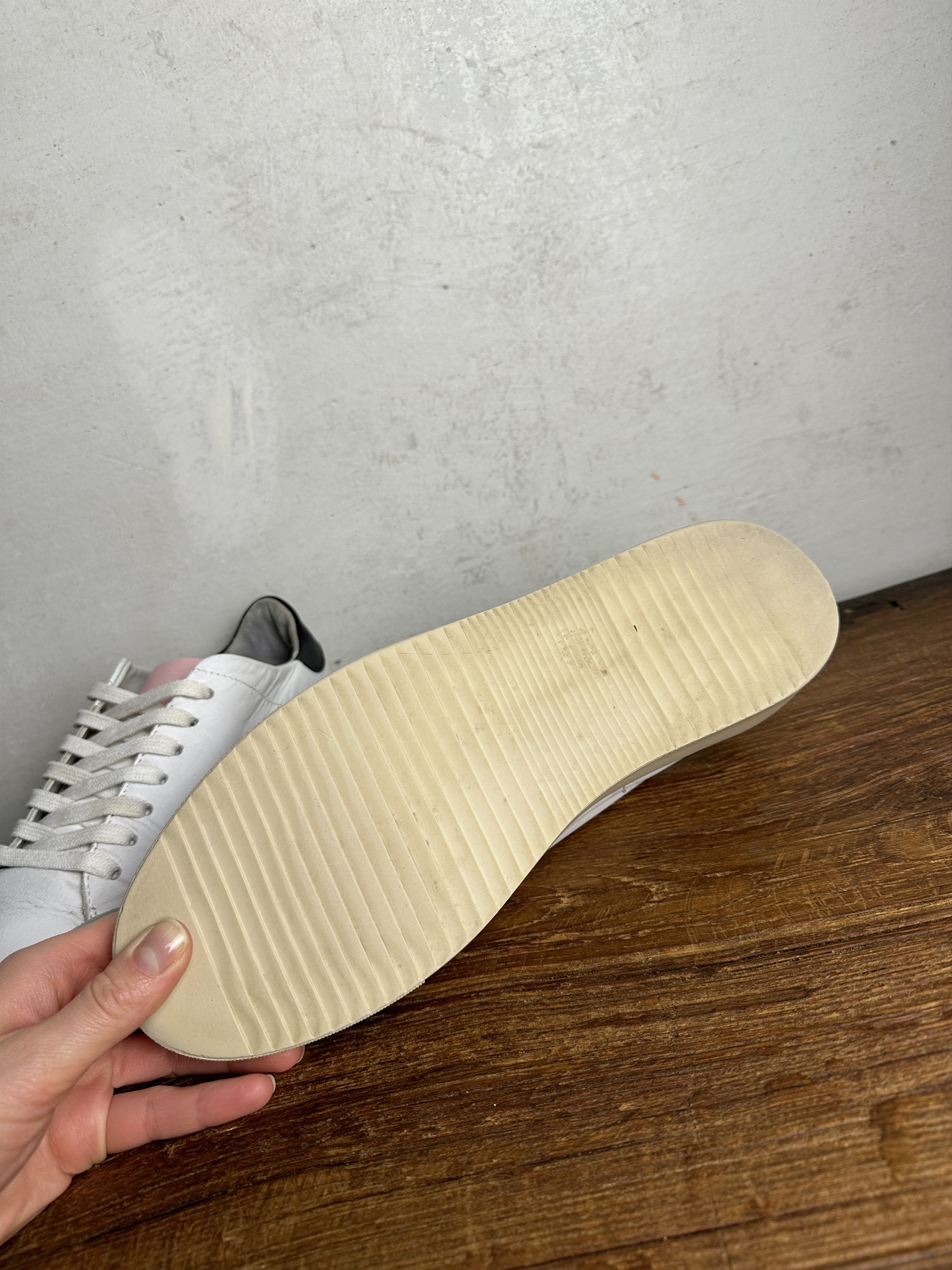 Axel Arigato Axel Arigato Clean 90 Triple Sneakers In White Size US 10 / EU 43 - 7 Thumbnail