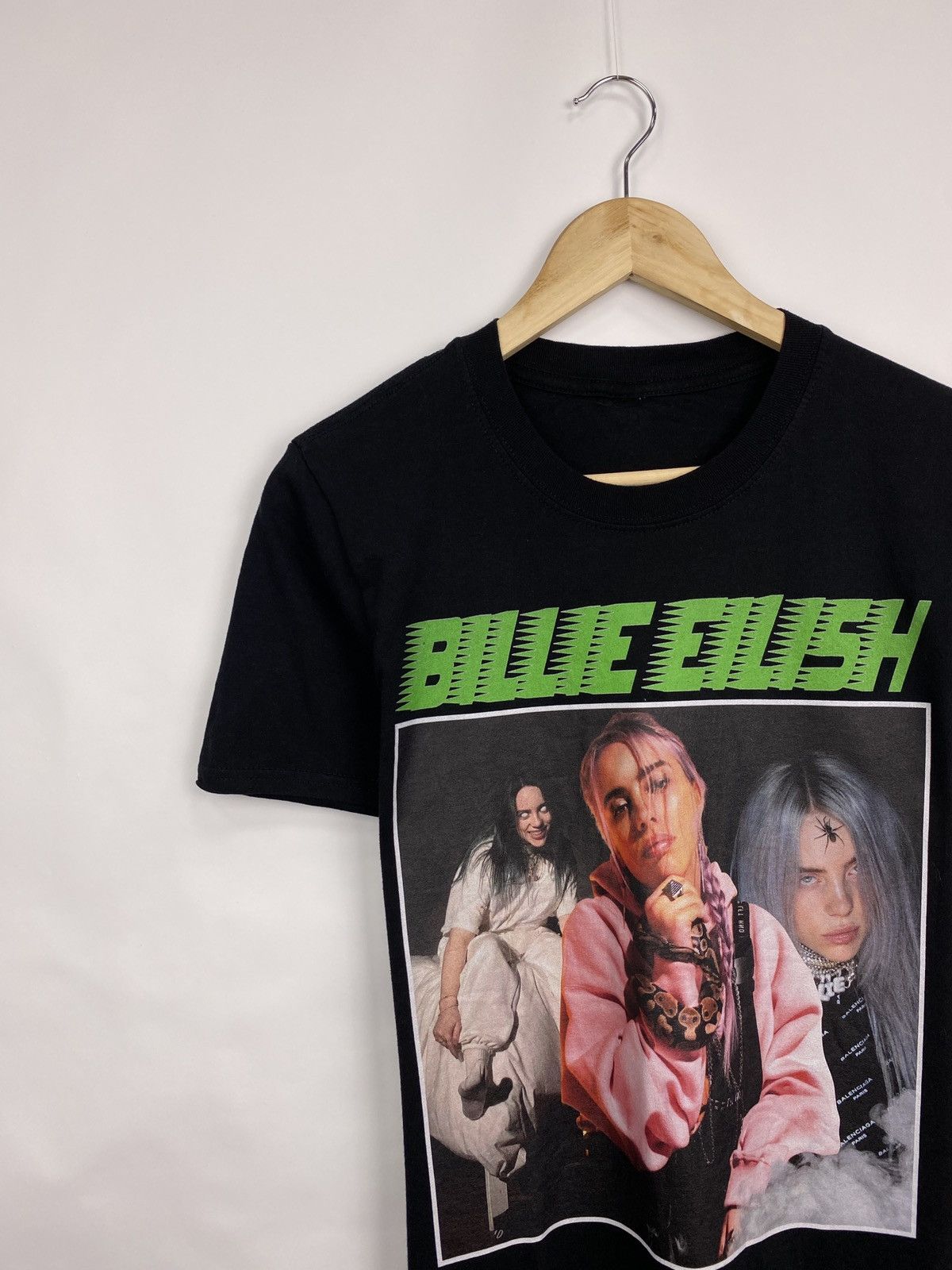 Band Tees × Billie Eilish × Rap Tees 🕷️ Billie Eilish Tarantula Big Image Boxy T-Shirt Rare Retro Size US M / EU 48-50 / 2 - 2 Thumbnail