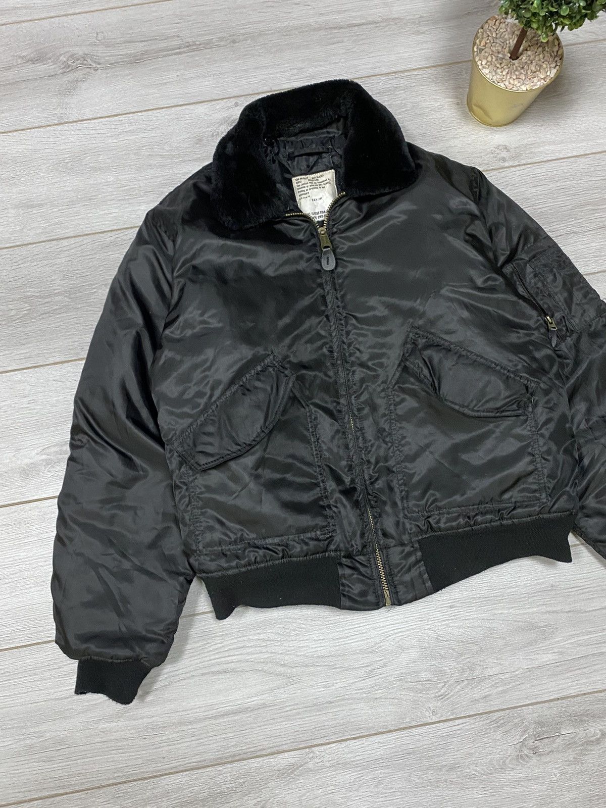 Vintage Bomber Flying man fur vintage zip nylon jacket Size US XL / EU 56 / 4 - 6 Thumbnail
