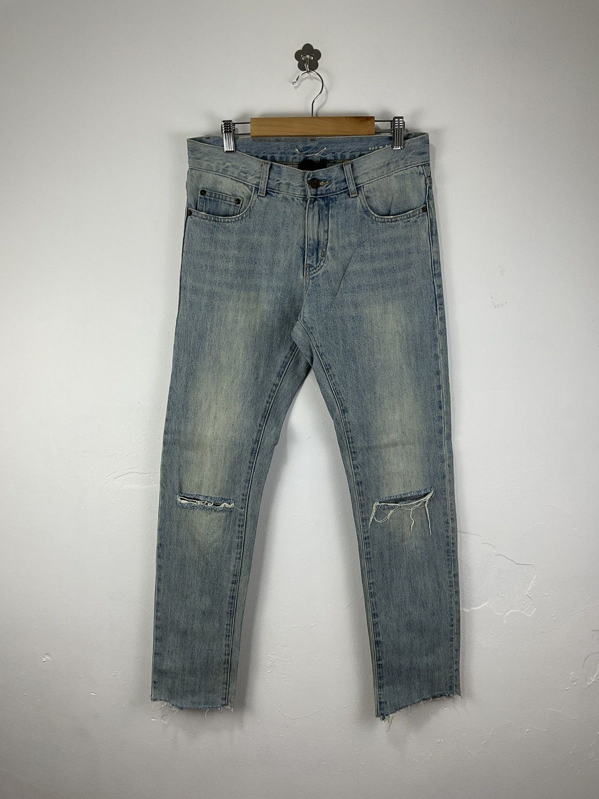 image of Saint Laurent Paris Saint Laurent Distressed Slim Jean in Denim, Men's (Size 28)