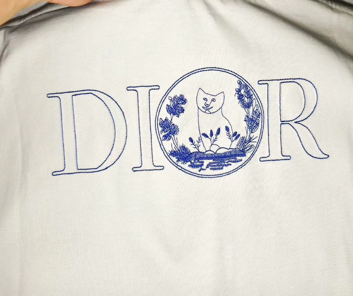 Dior Dior embroidered off-white short-sleeve T-shirt Size US M / EU 48-50 / 2 - 3 Thumbnail