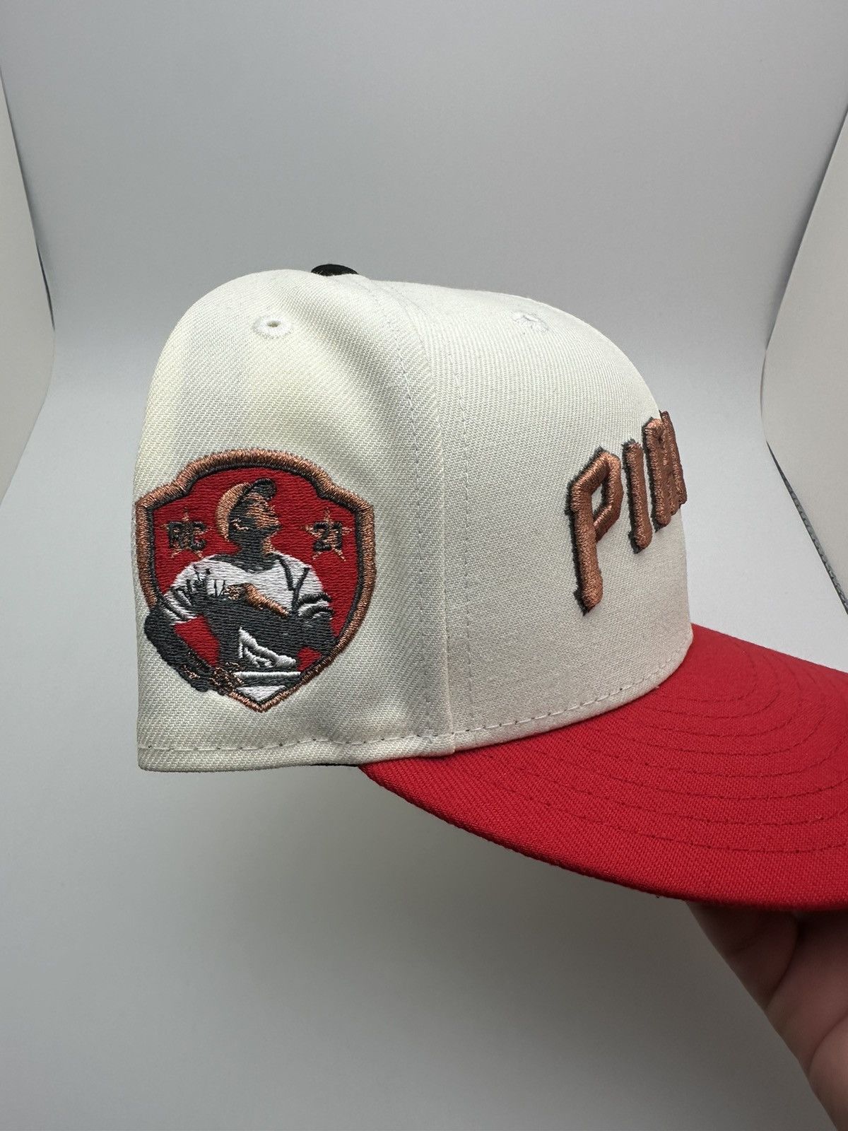 Hat Club × New Era Pittsburgh Pirates Fitted 7 3/8 (Roberto Clemente) Size ONE SIZE - 2 Thumbnail
