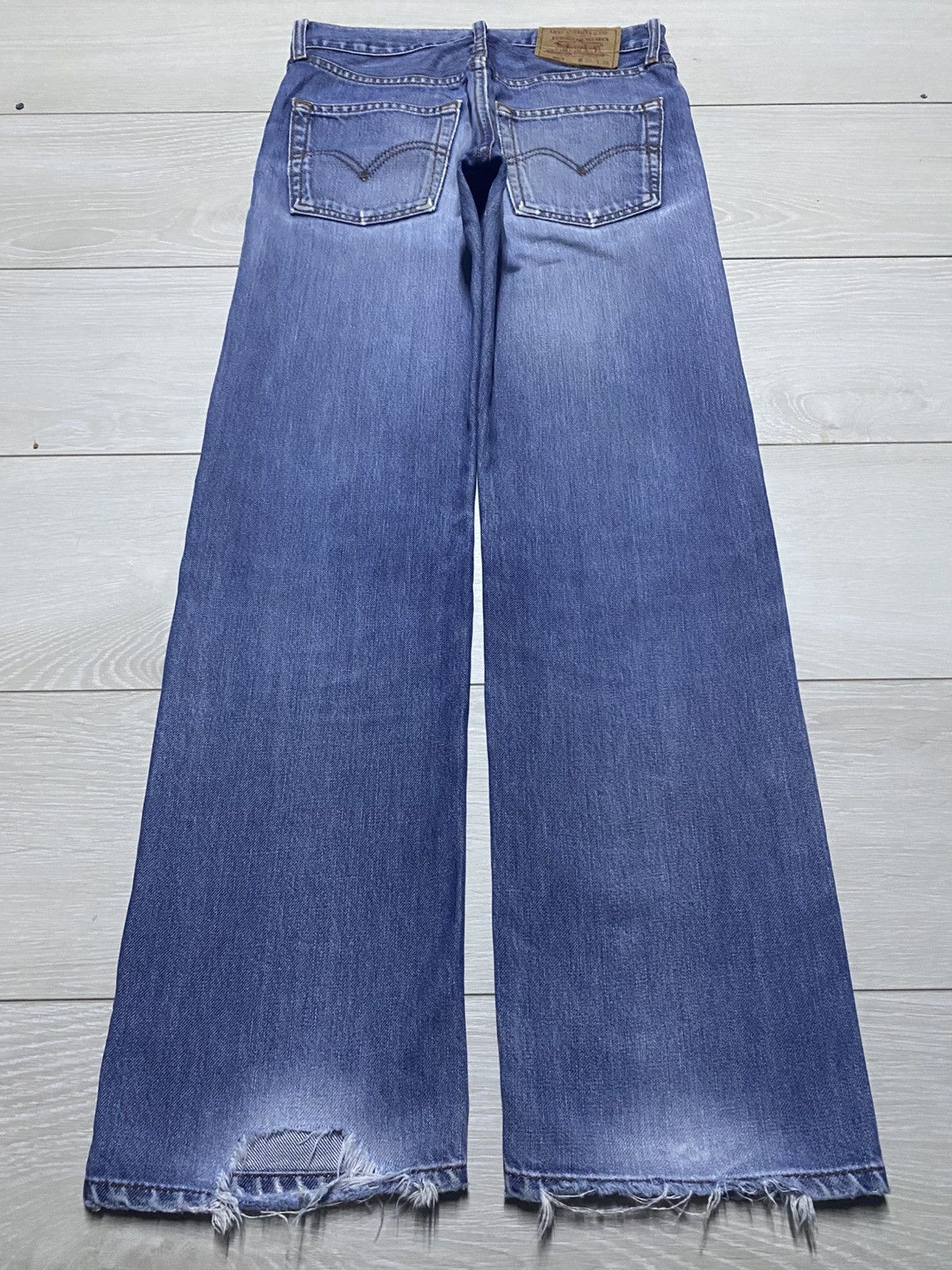 Levi's Vintage Levis 504 Blue Wash Loose Jeans Size US 28 / EU 44 - 2 Thumbnail