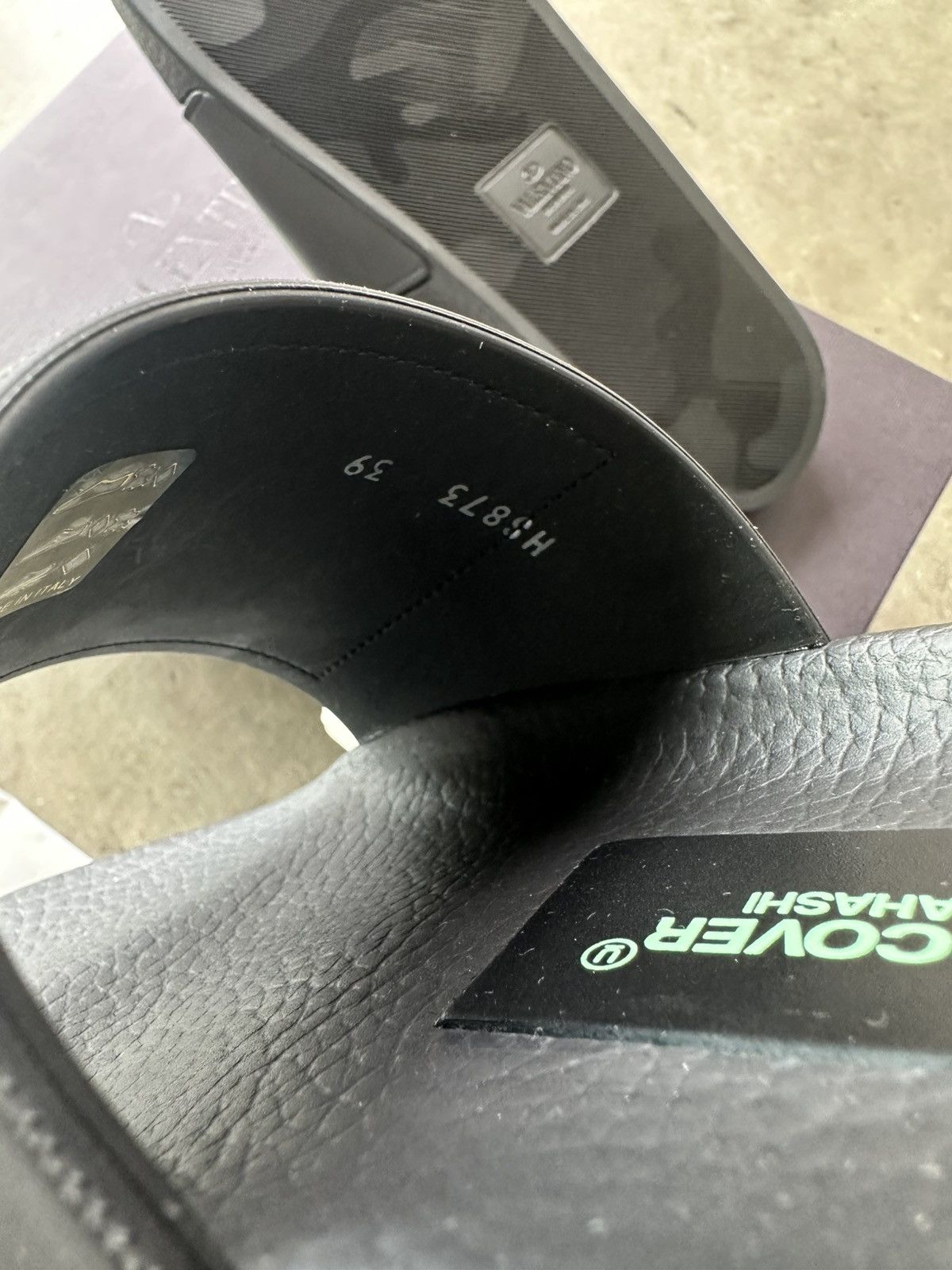 Undercover × Valentino Valentino x Undercover Jun Takahashi UFO Slides Size US 8.5 / IT 38.5 - 4 Thumbnail