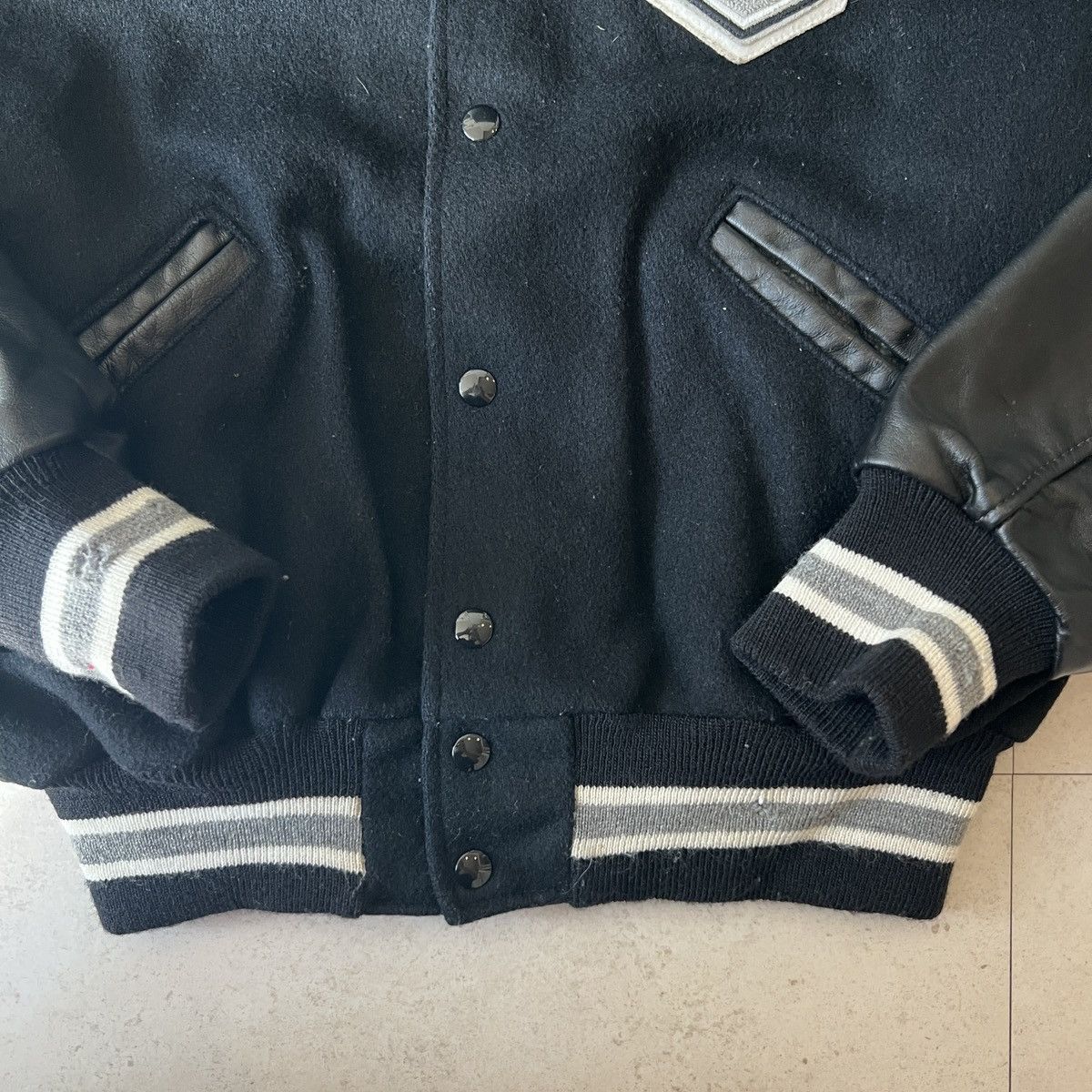 Other Vintage 90s Los Angeles Kings Varsity Jacket Size US M / EU 48-50 / 2 - 5 Thumbnail