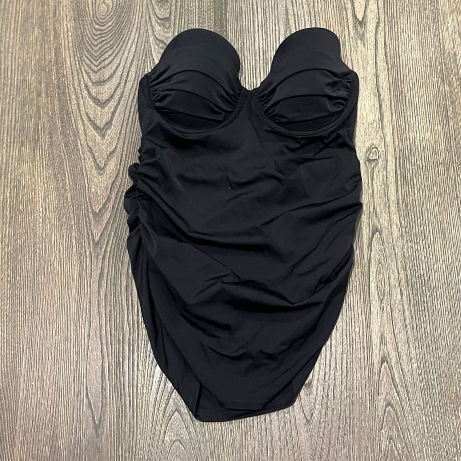 Victoria's Secret NWOT Victoria’s Secret Swim Ruched Tankini Top Pushup 38B Size ONE SIZE - 1 Thumbnail
