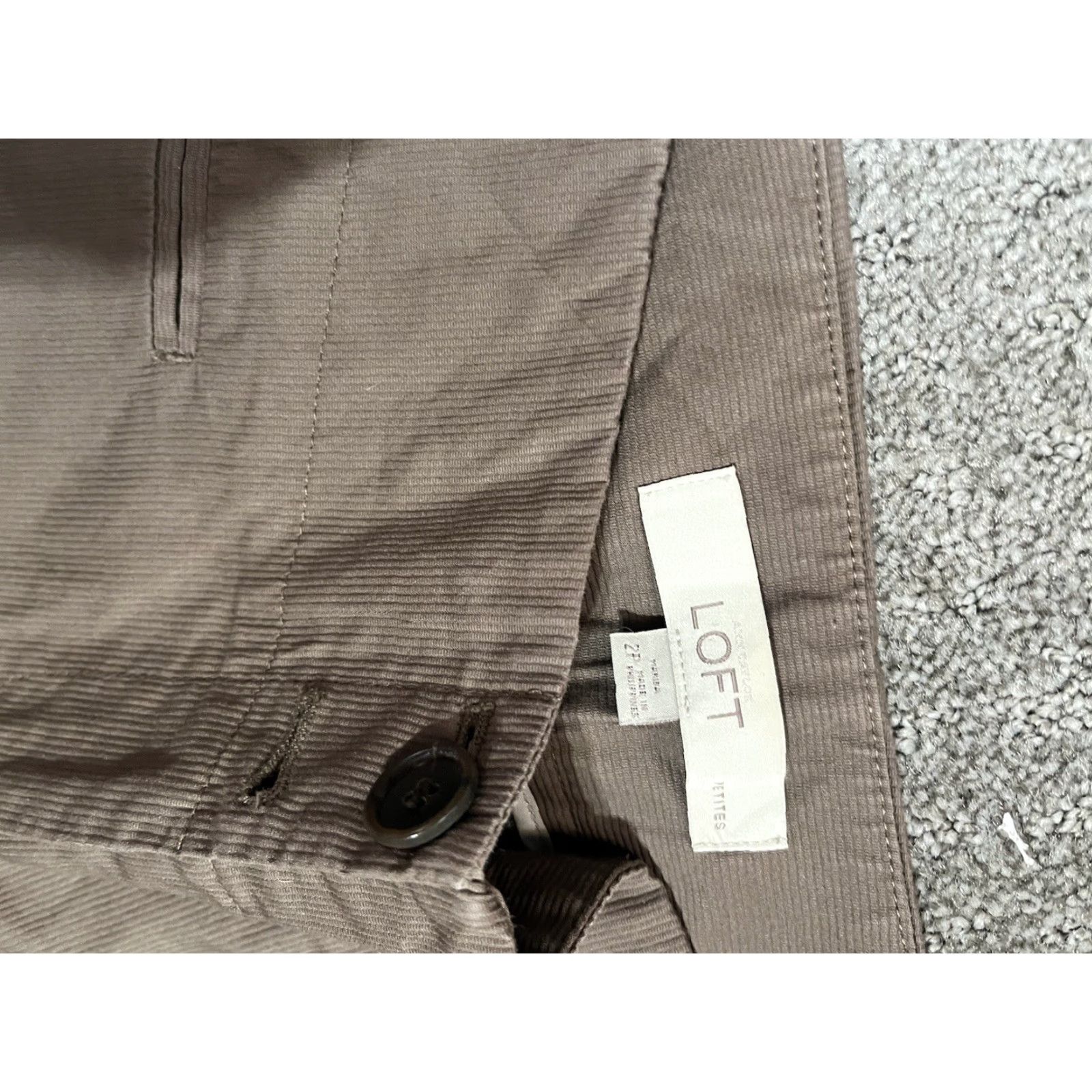 Ann Taylor Ann Taylor LOFT Marisa Womens Capri Pant Brown Flat Front Stretch Size 2P Petite Cotton Blend Size 26" / US 2 / IT 38 - 3 Thumbnail