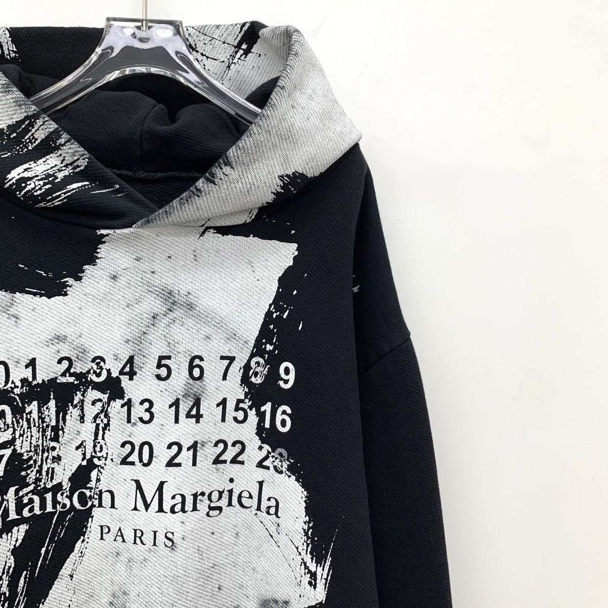 Maison Margiela Maison Margiela Black Ink Wash Hooded Sweatshirt K26WX Size S / US 4 / IT 40 - 3 Thumbnail