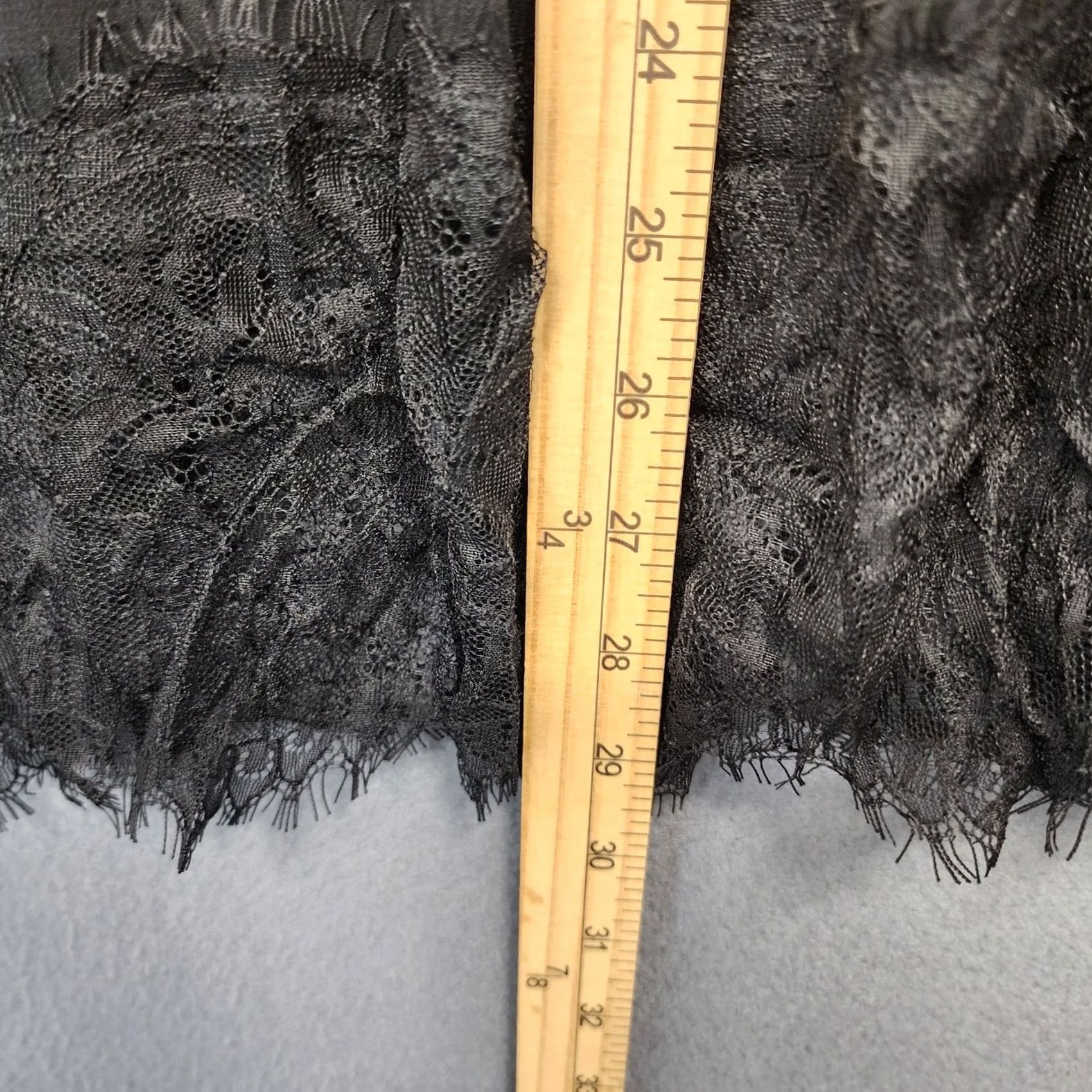 Victoria's Secret VINTAGE Victoria's Secret Skirt Womens 10 Black Lace Ruffle Pleats Side Zip A-Line Knee Length Womens Grunge Y2K Witchy Goth Whimsygoth Fairy Size 32" / US 10 / IT 46 - 6 Thumbnail