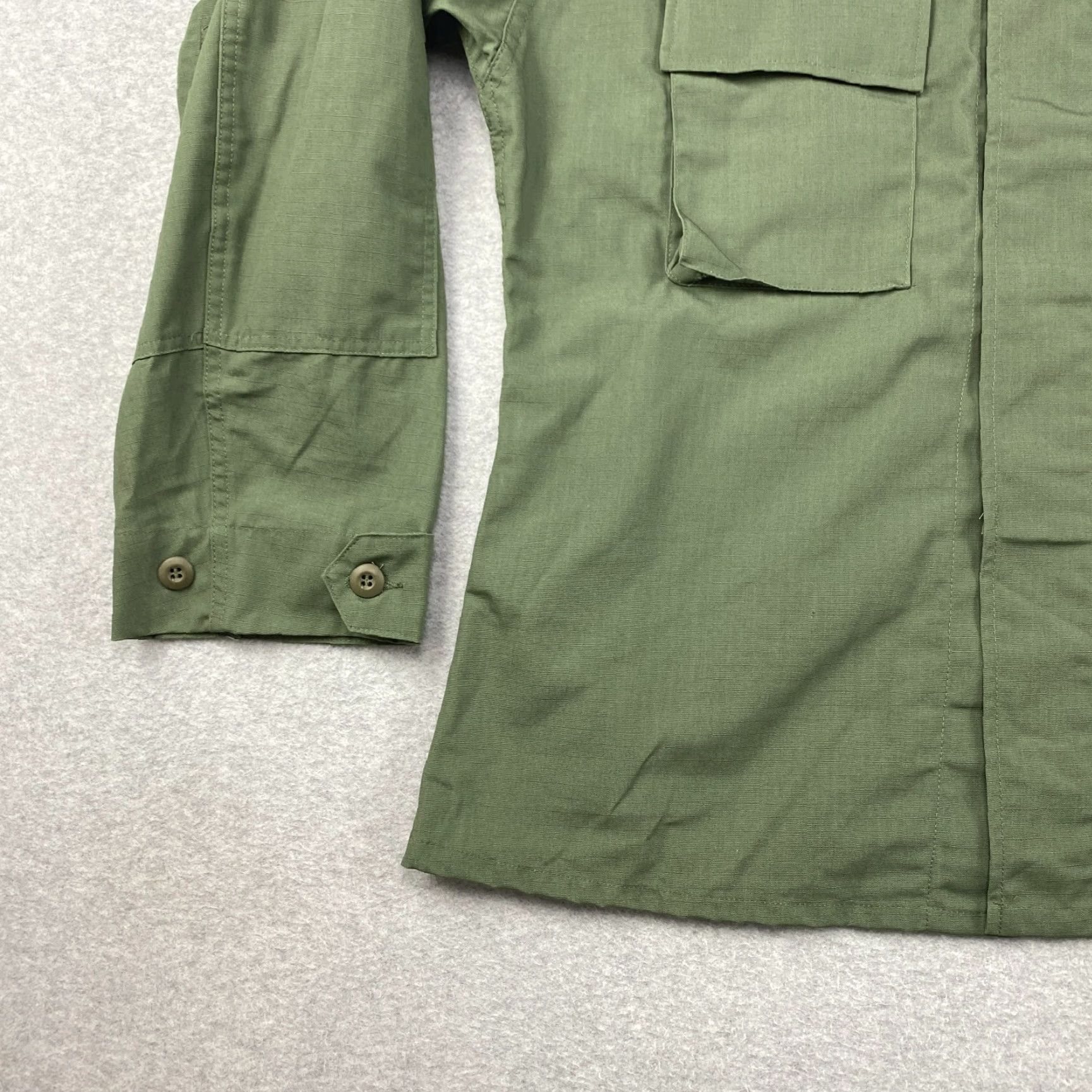 Propper VINTAGE PROPPER Military Jacket M Green Button 2 Pockets All Seasons Casual Workwear Mens Size US M / EU 48-50 / 2 - 3 Thumbnail