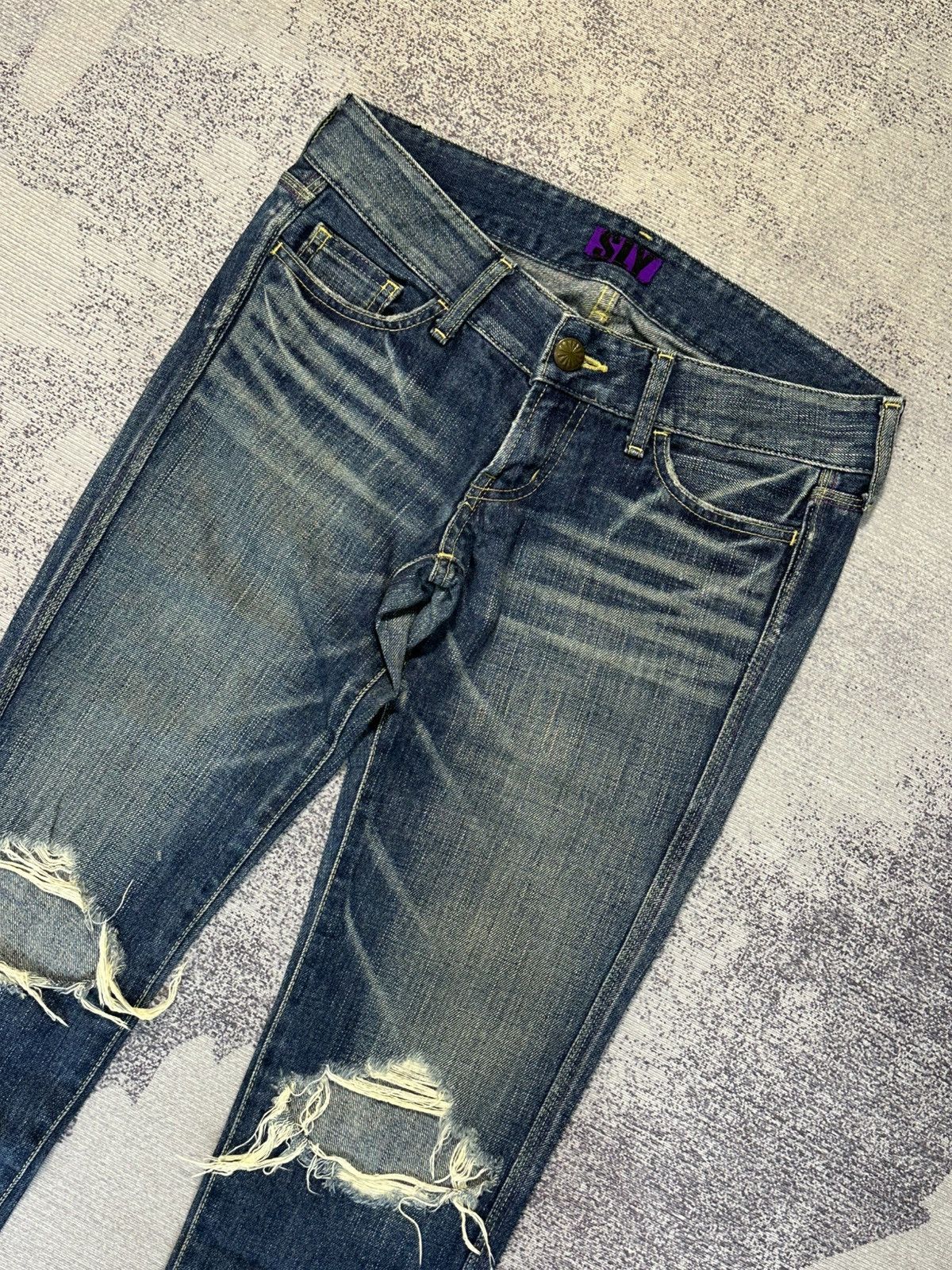 Japanese Brand RARE SLY Distressed Flare Jeans Size US 27 - 3 Thumbnail