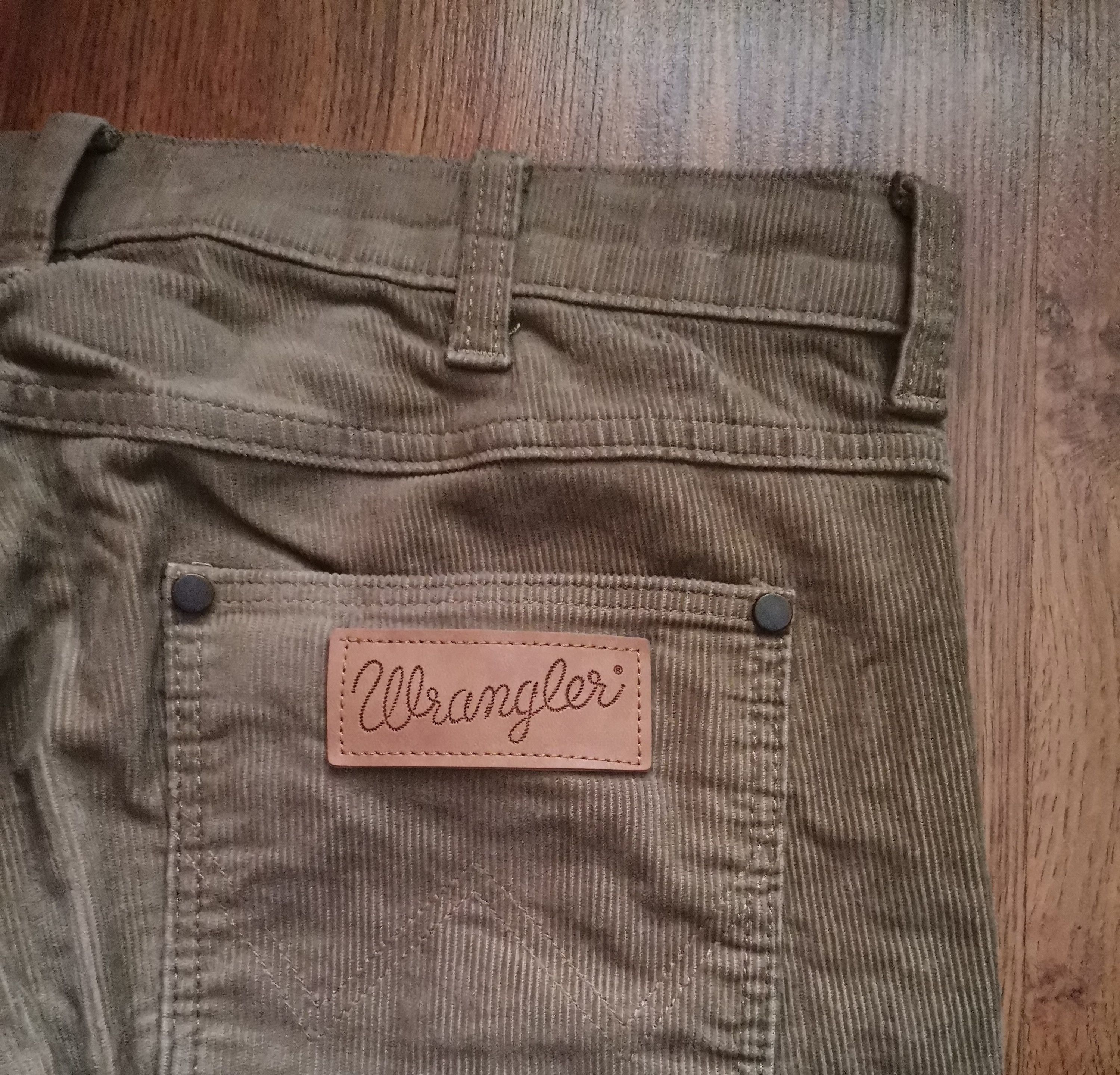 Wrangler Wrangler Greensboro Corduroy Jeans Size US 33 - 5 Thumbnail